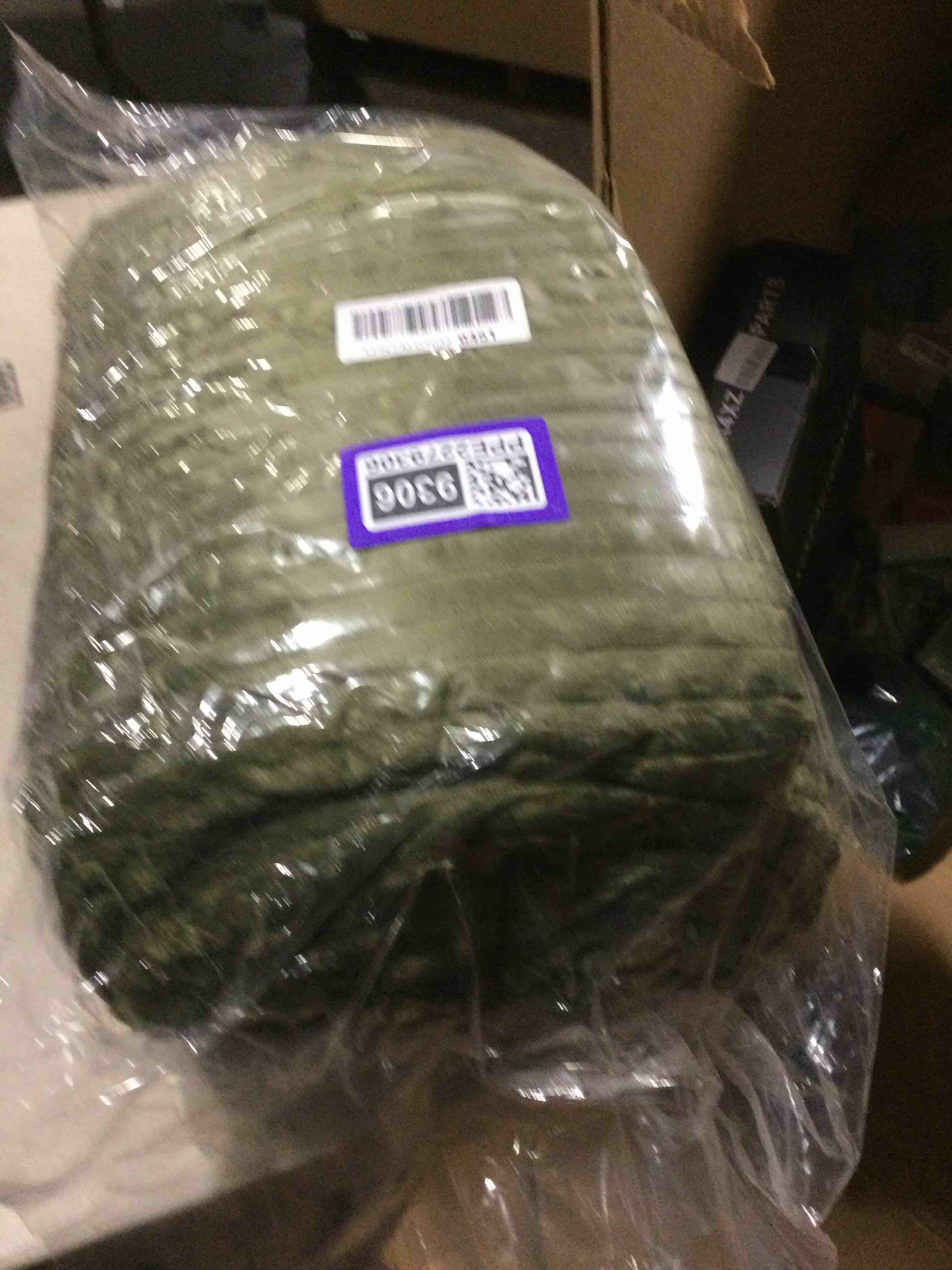 https://s3.amazonaws.com/lotting-images-prod/bidfta/PPE2279306_1744311920619.jpeg
