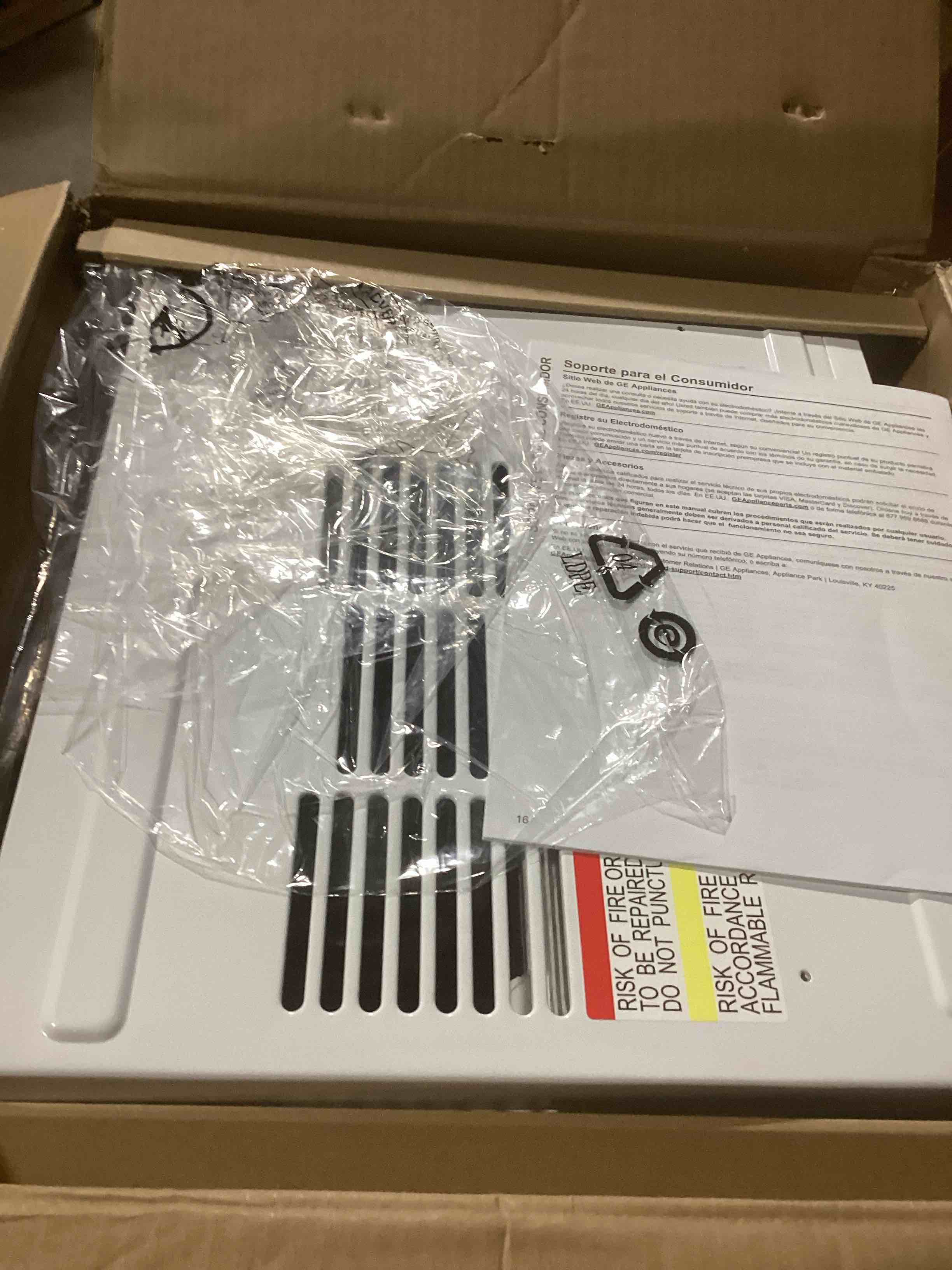 https://s3.amazonaws.com/lotting-images-prod/bidfta/PPE2279744_1744895736721.jpeg