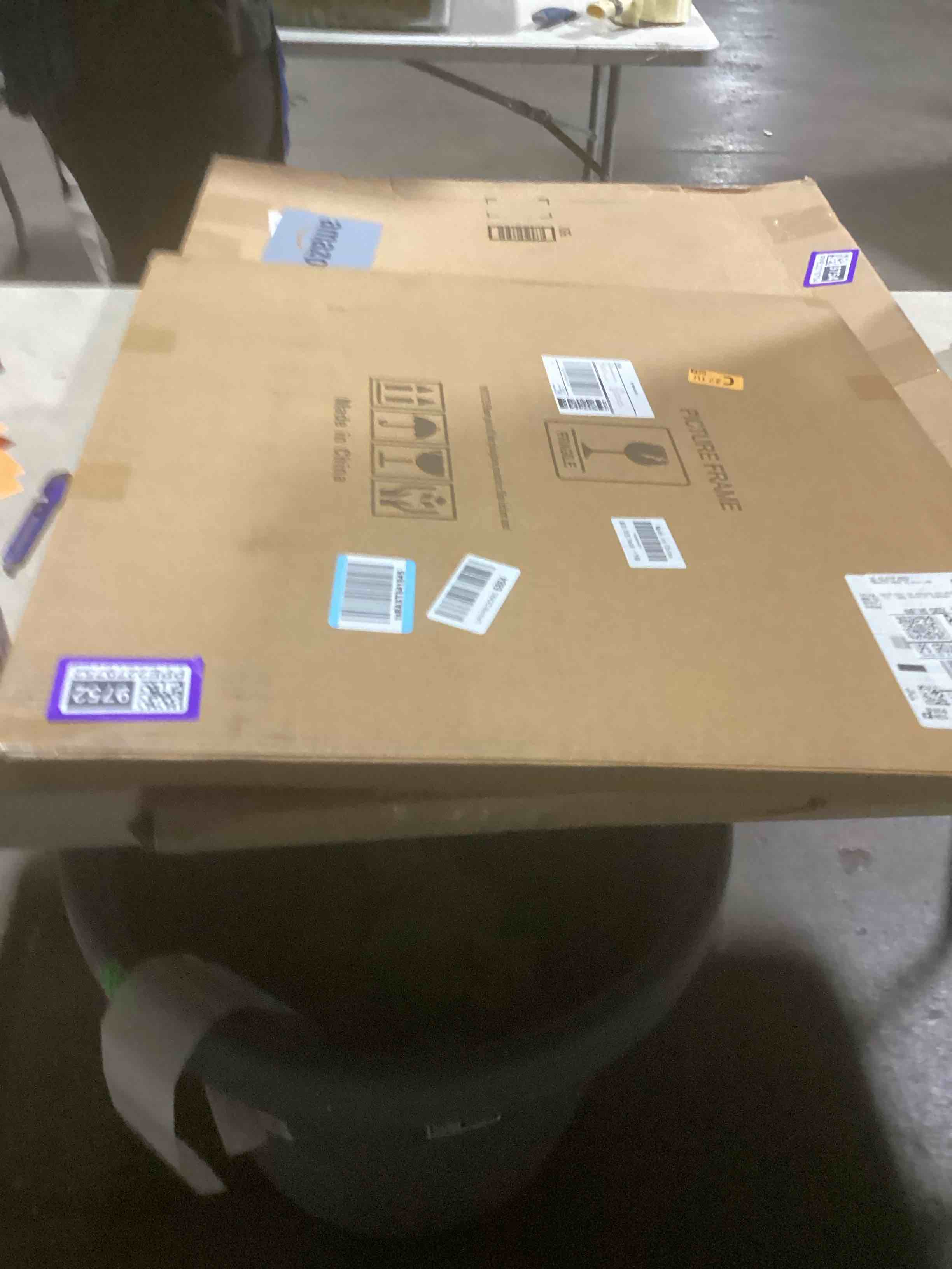 https://s3.amazonaws.com/lotting-images-prod/bidfta/PPE2279752_1744897704320.jpeg