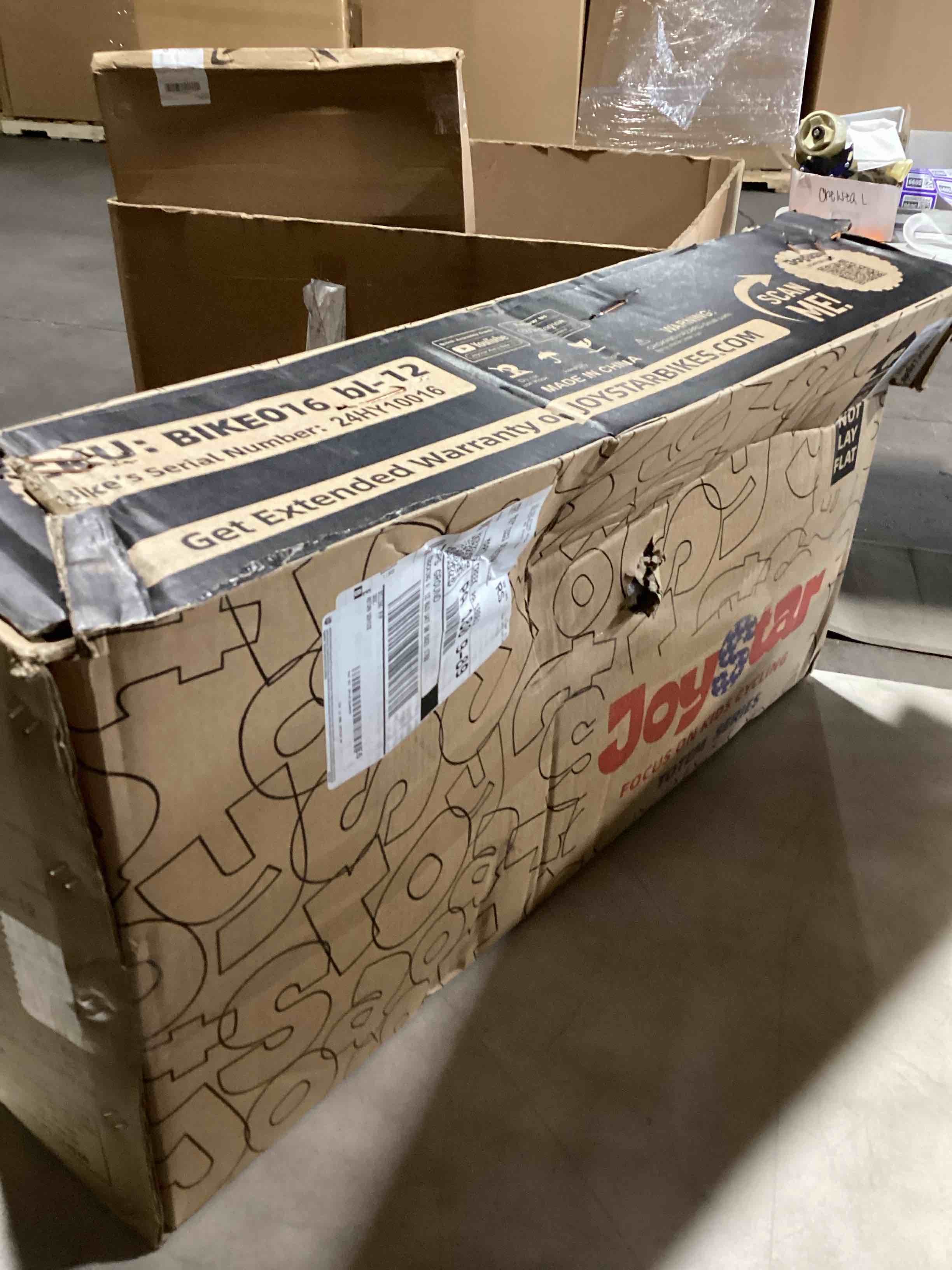 https://s3.amazonaws.com/lotting-images-prod/bidfta/PPE2280275_1745842874960.jpeg
