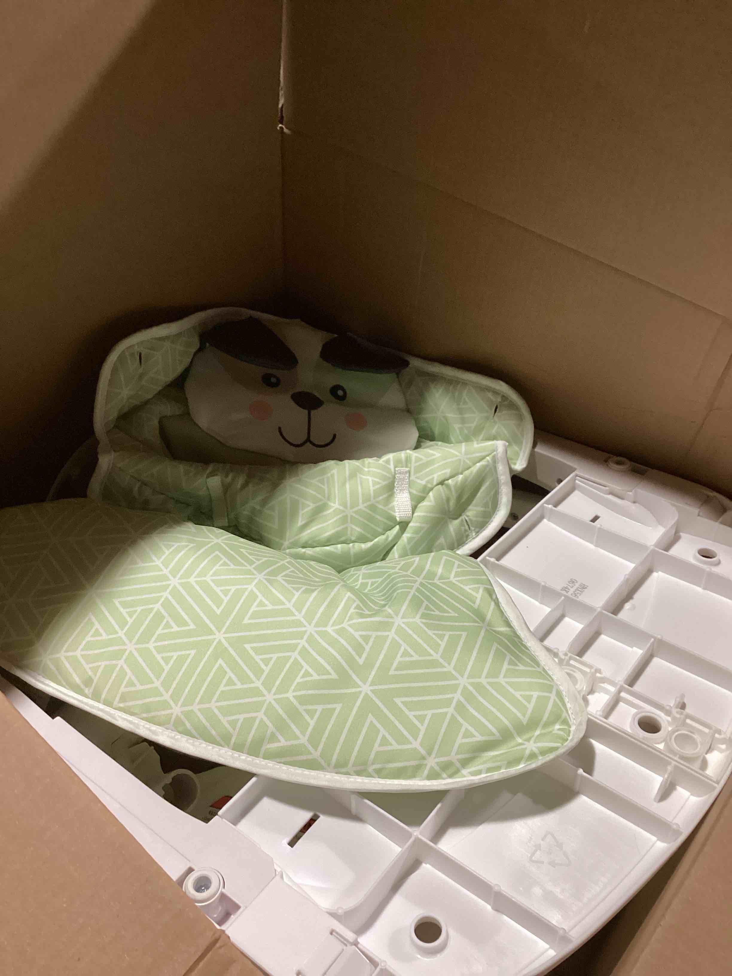 https://s3.amazonaws.com/lotting-images-prod/bidfta/PPE2280393_1745936910158.jpeg