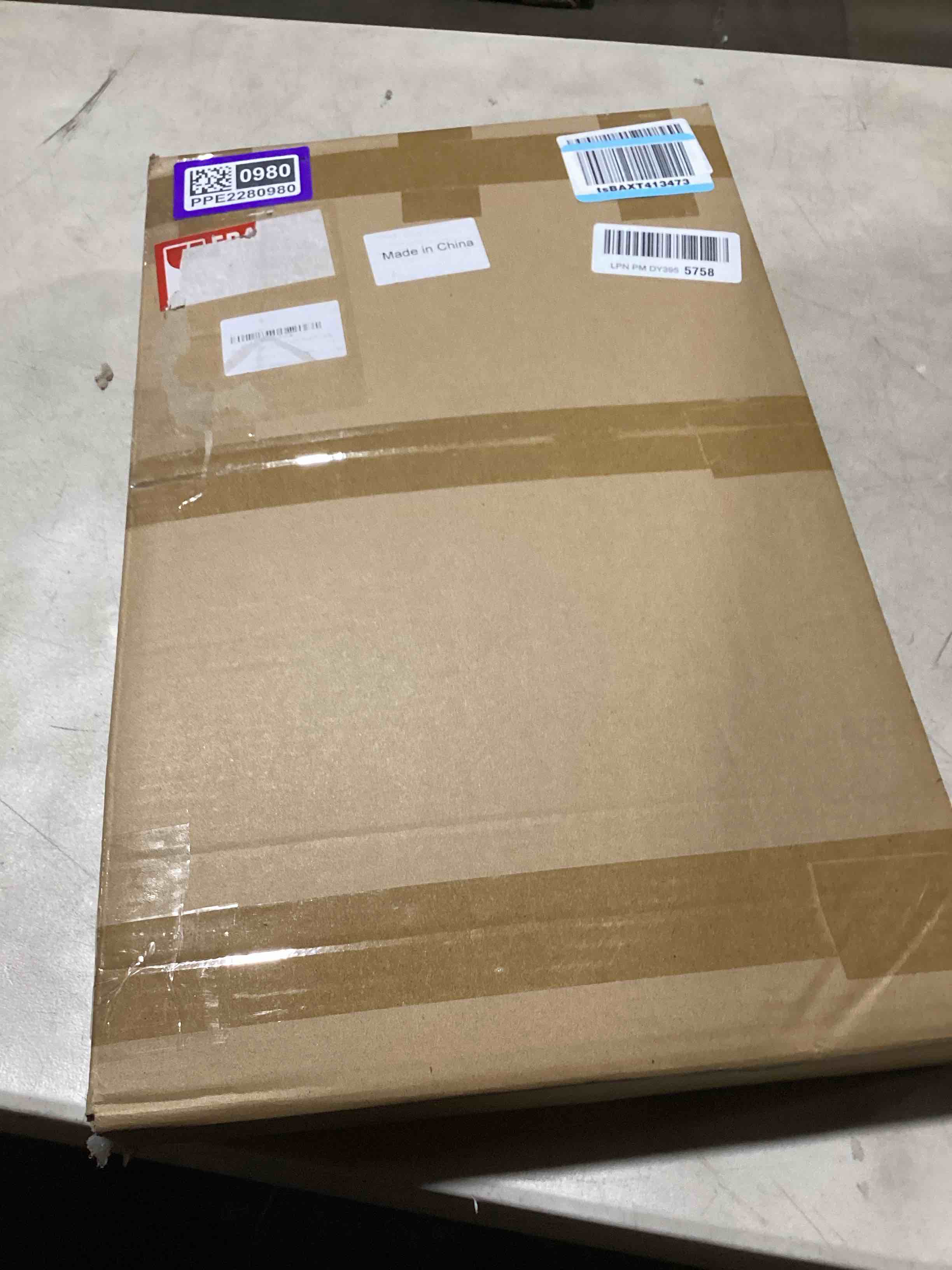 https://s3.amazonaws.com/lotting-images-prod/bidfta/PPE2280980_1746546154371.jpeg