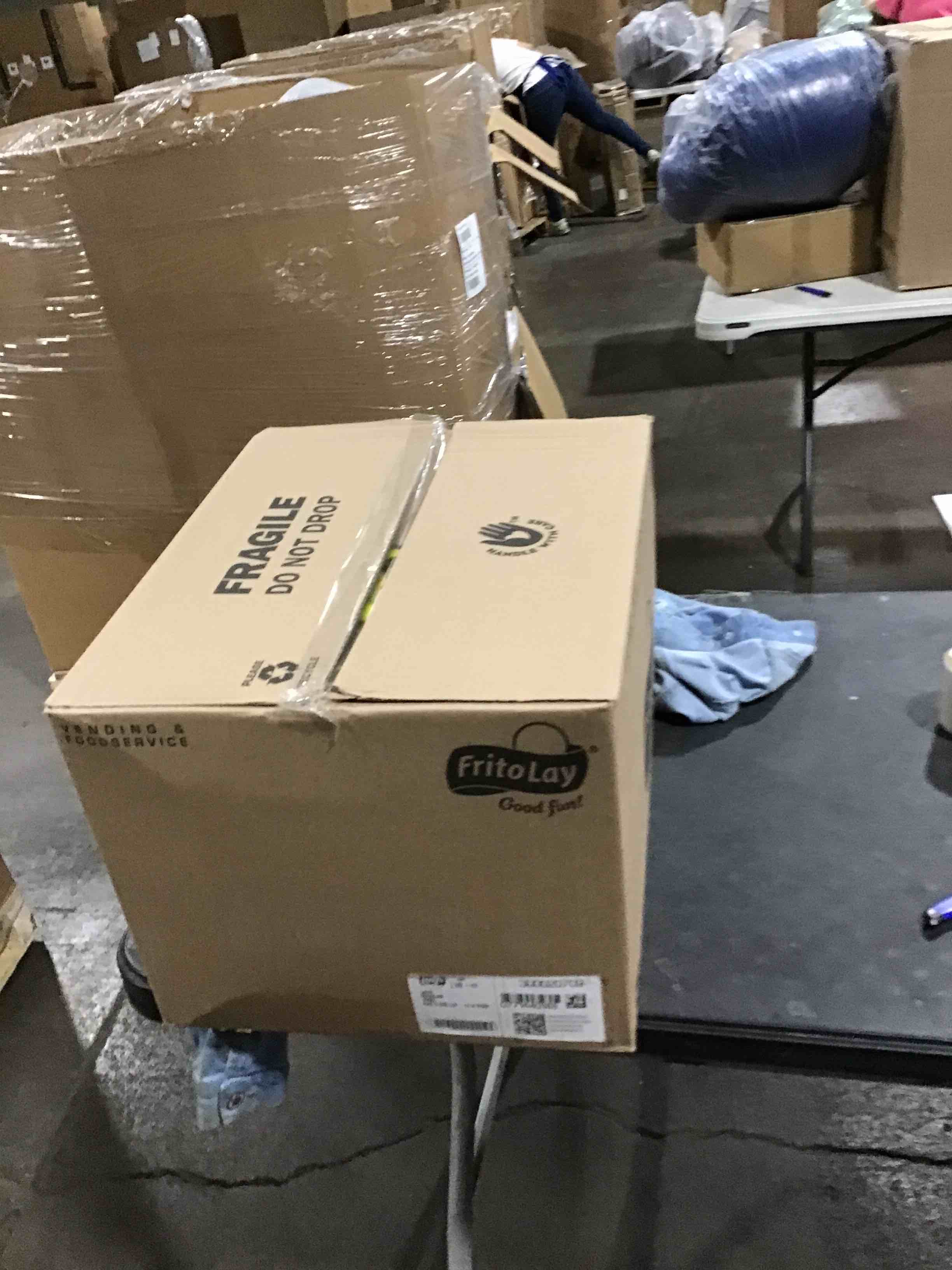 lays 104 bags 1 oz chips 