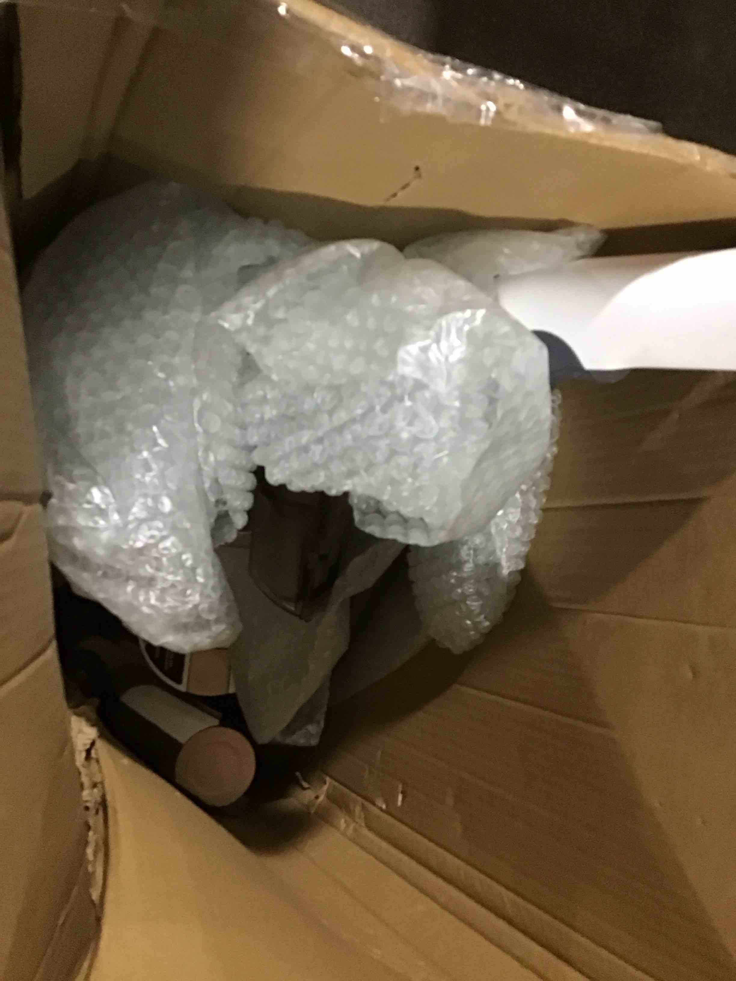 https://s3.amazonaws.com/lotting-images-prod/bidfta/PPE2281963_1745243290624.jpeg