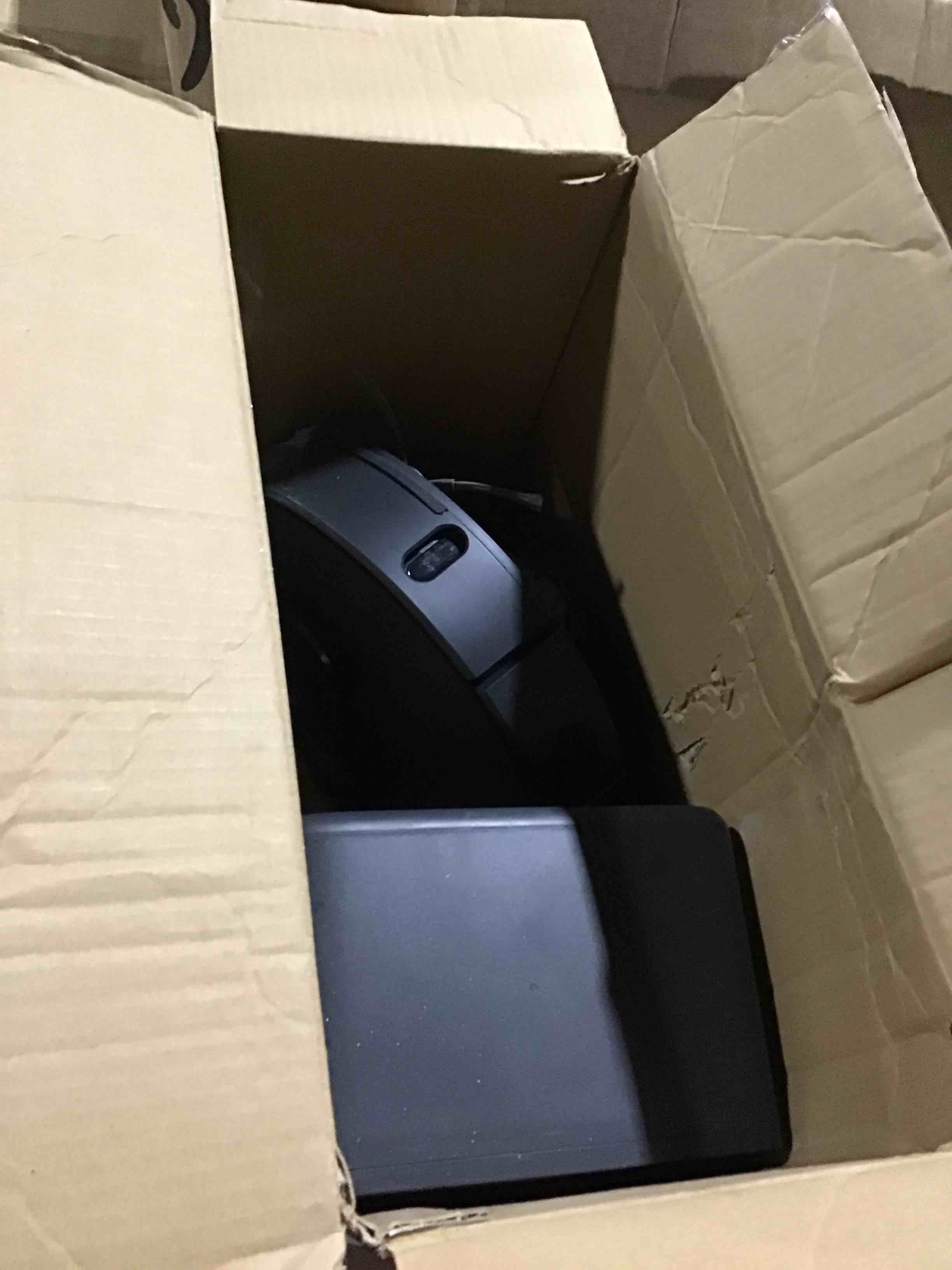 https://s3.amazonaws.com/lotting-images-prod/bidfta/PPE2282066_1745415902260.jpeg
