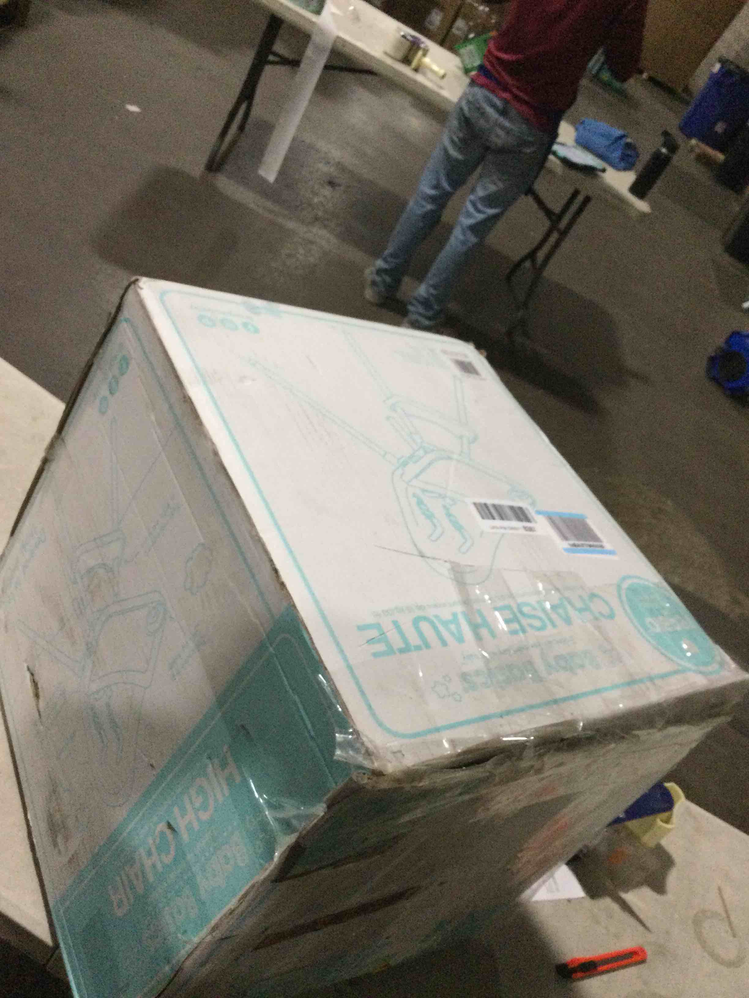https://s3.amazonaws.com/lotting-images-prod/bidfta/PPE2282127_1745426949854.jpeg