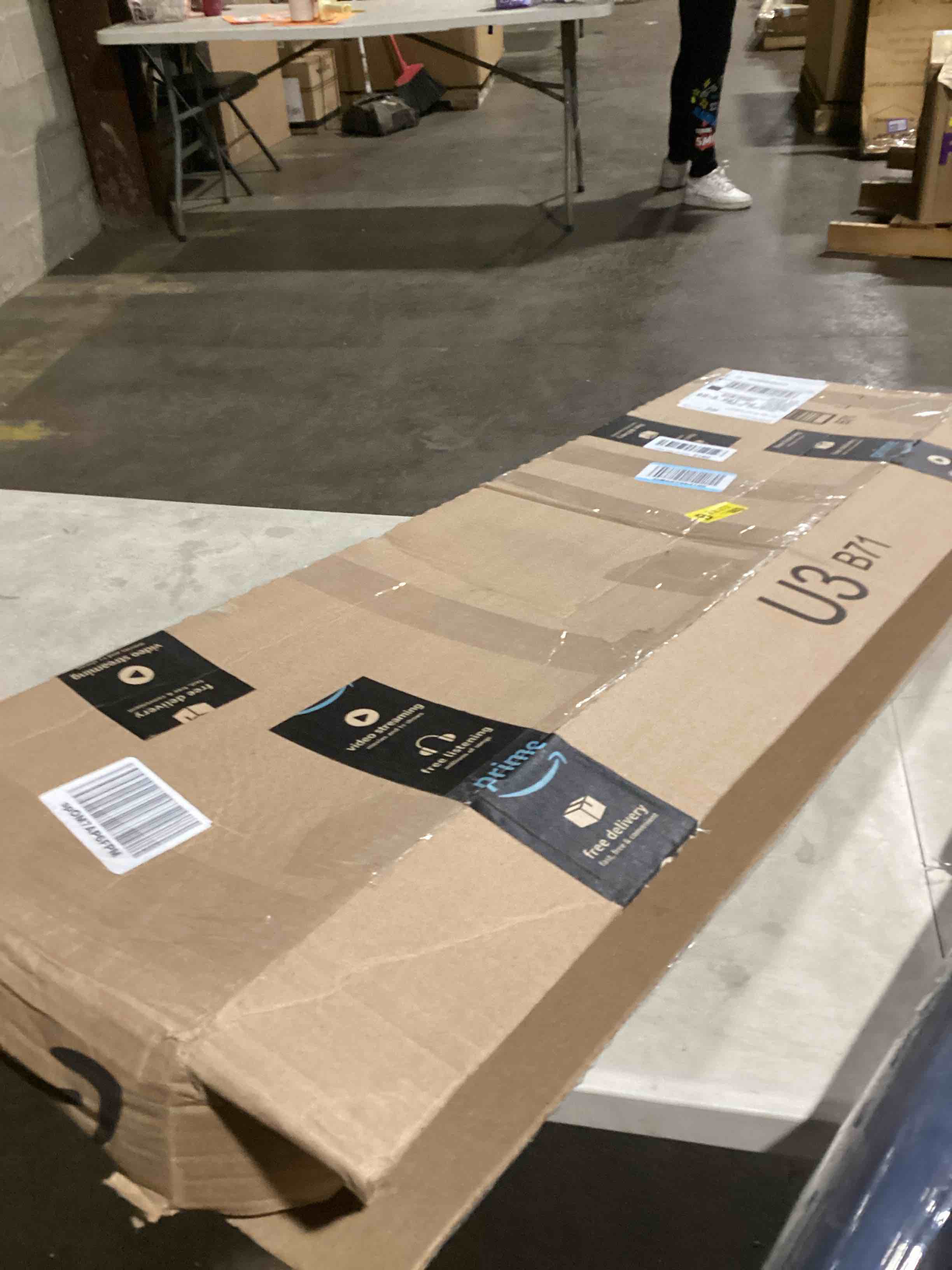 https://s3.amazonaws.com/lotting-images-prod/bidfta/PPE2282217_1745581763701.jpeg