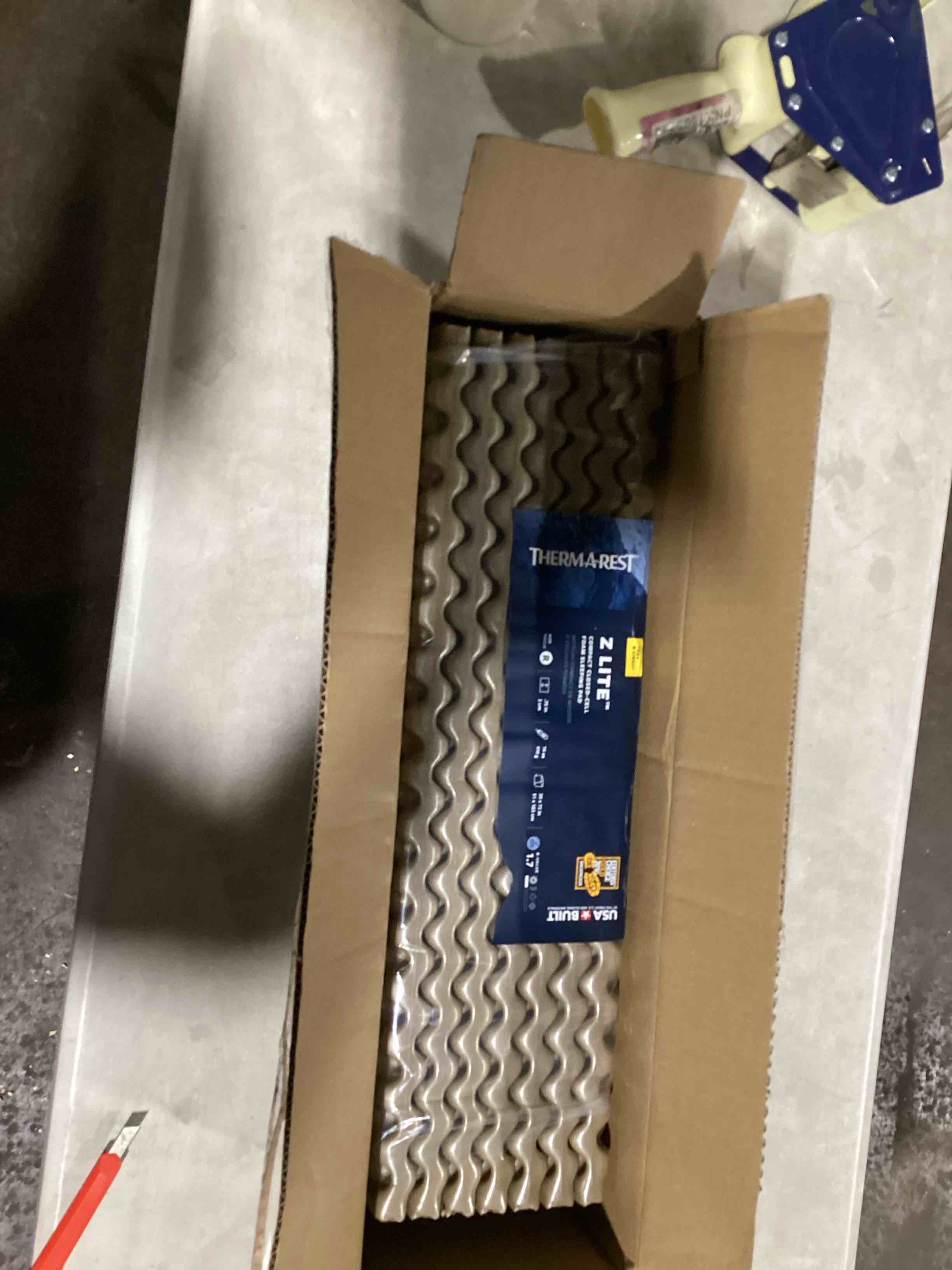 https://s3.amazonaws.com/lotting-images-prod/bidfta/PPE2282234_1745585129447.jpeg