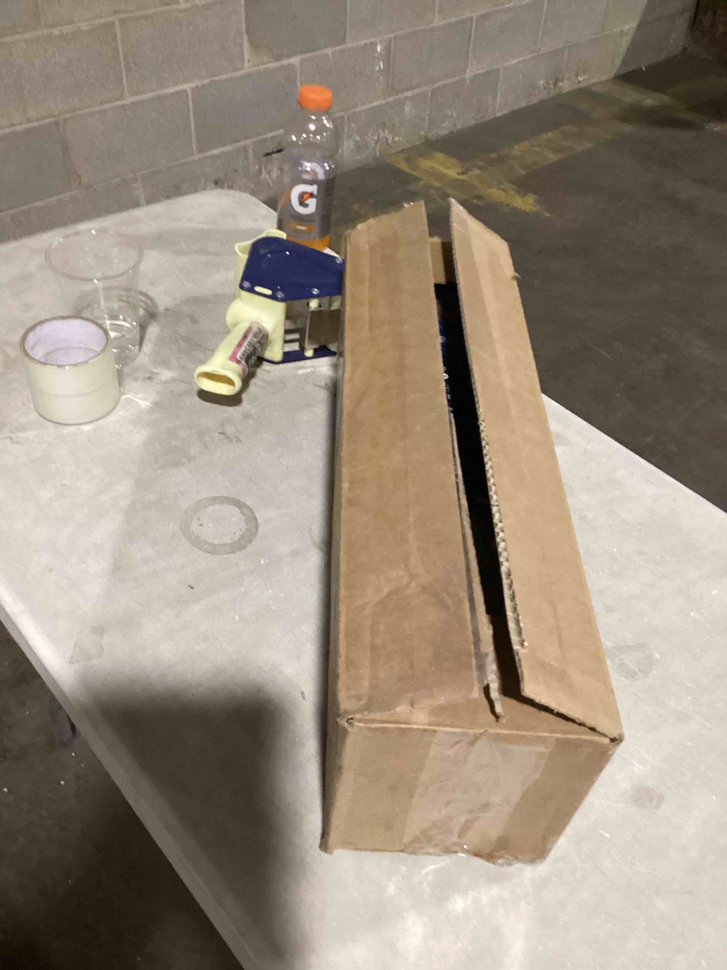 https://s3.amazonaws.com/lotting-images-prod/bidfta/PPE2282234_1745585135625.jpeg