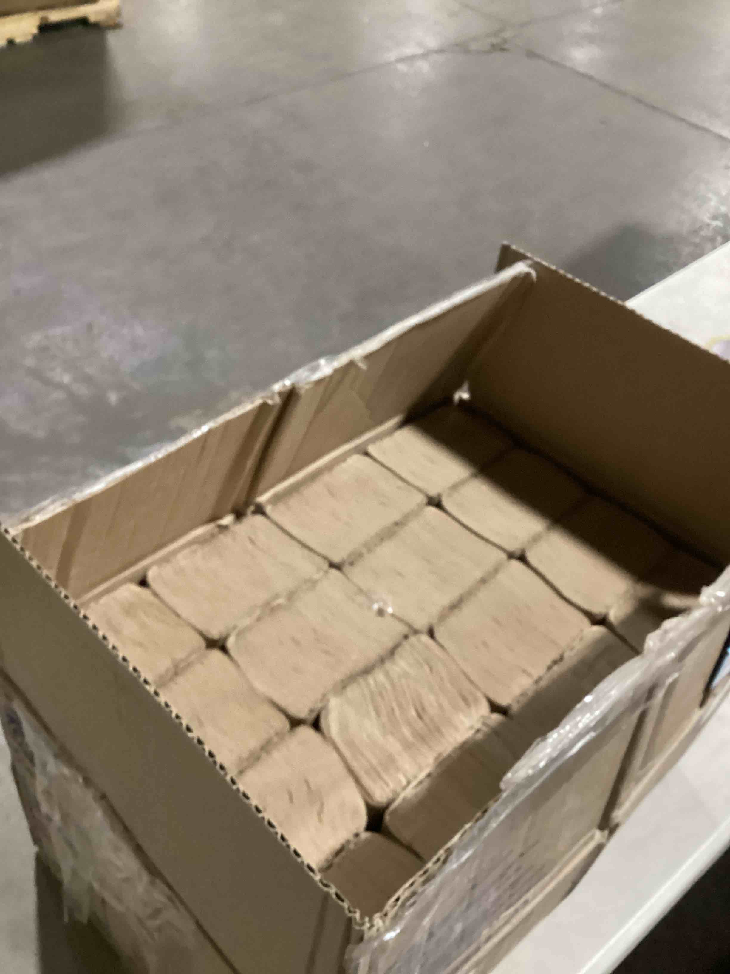 https://s3.amazonaws.com/lotting-images-prod/bidfta/PPE2282261_1745597032668.jpeg