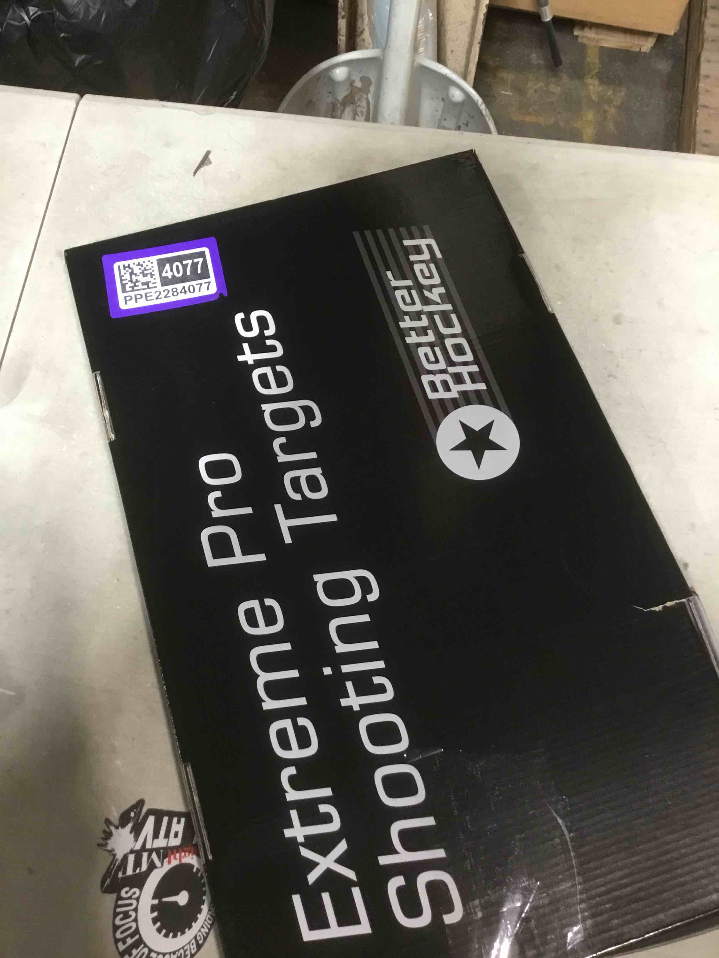 https://s3.amazonaws.com/lotting-images-prod/bidfta/PPE2284077_1743015191428.jpeg