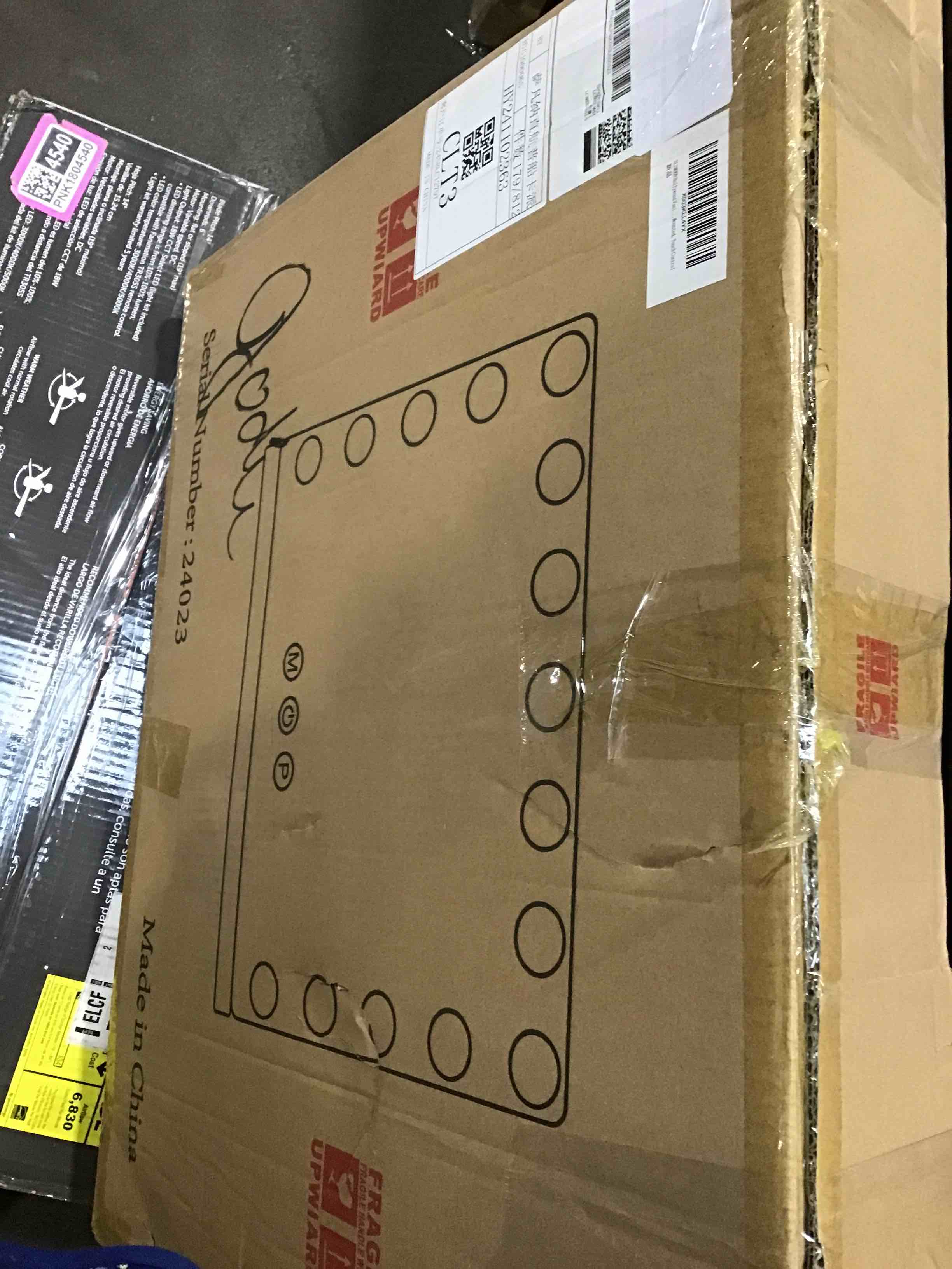 https://s3.amazonaws.com/lotting-images-prod/bidfta/PPE2284372_1744026661019.jpeg