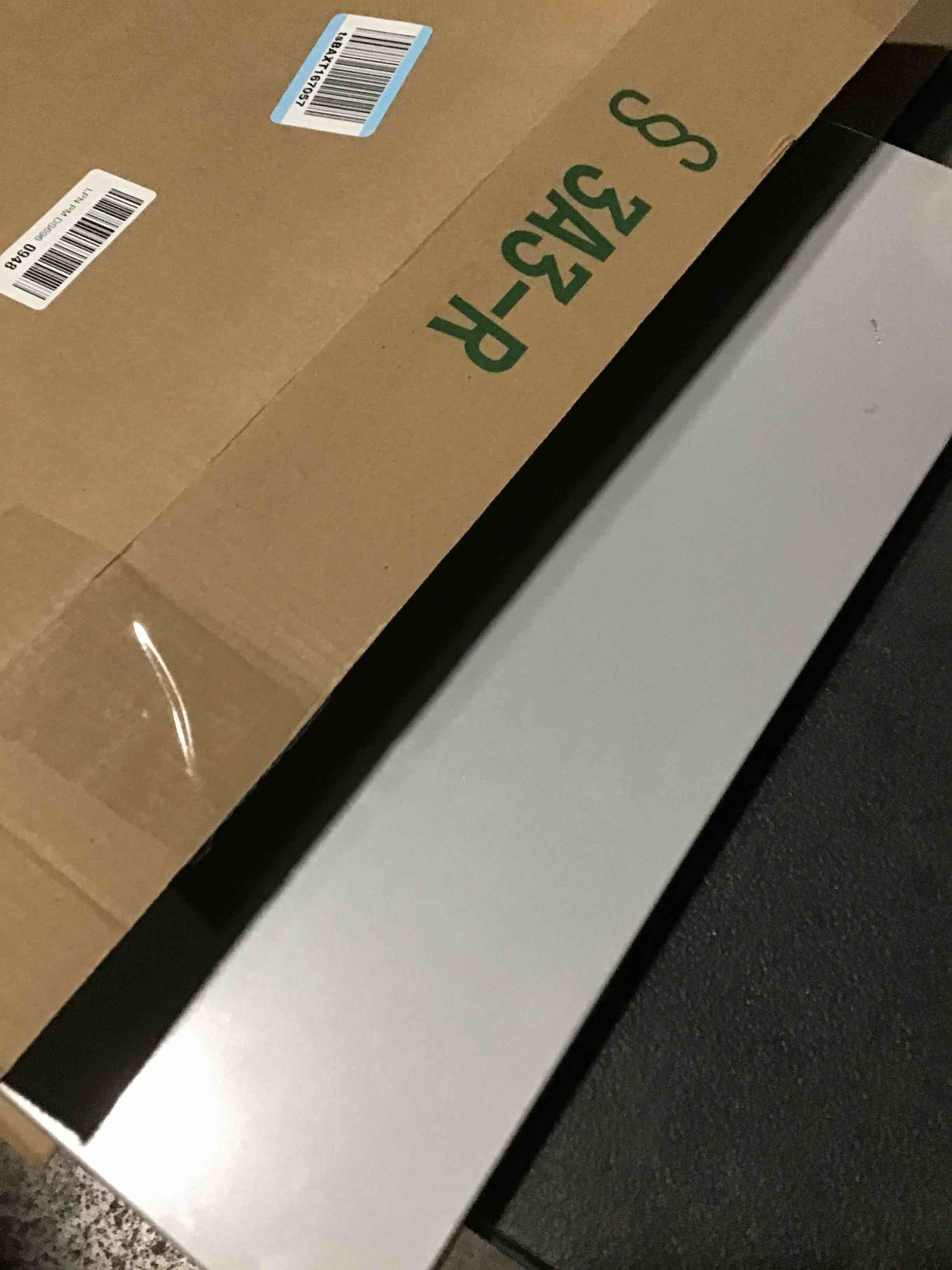 https://s3.amazonaws.com/lotting-images-prod/bidfta/PPE2284791_1745336632965.jpeg