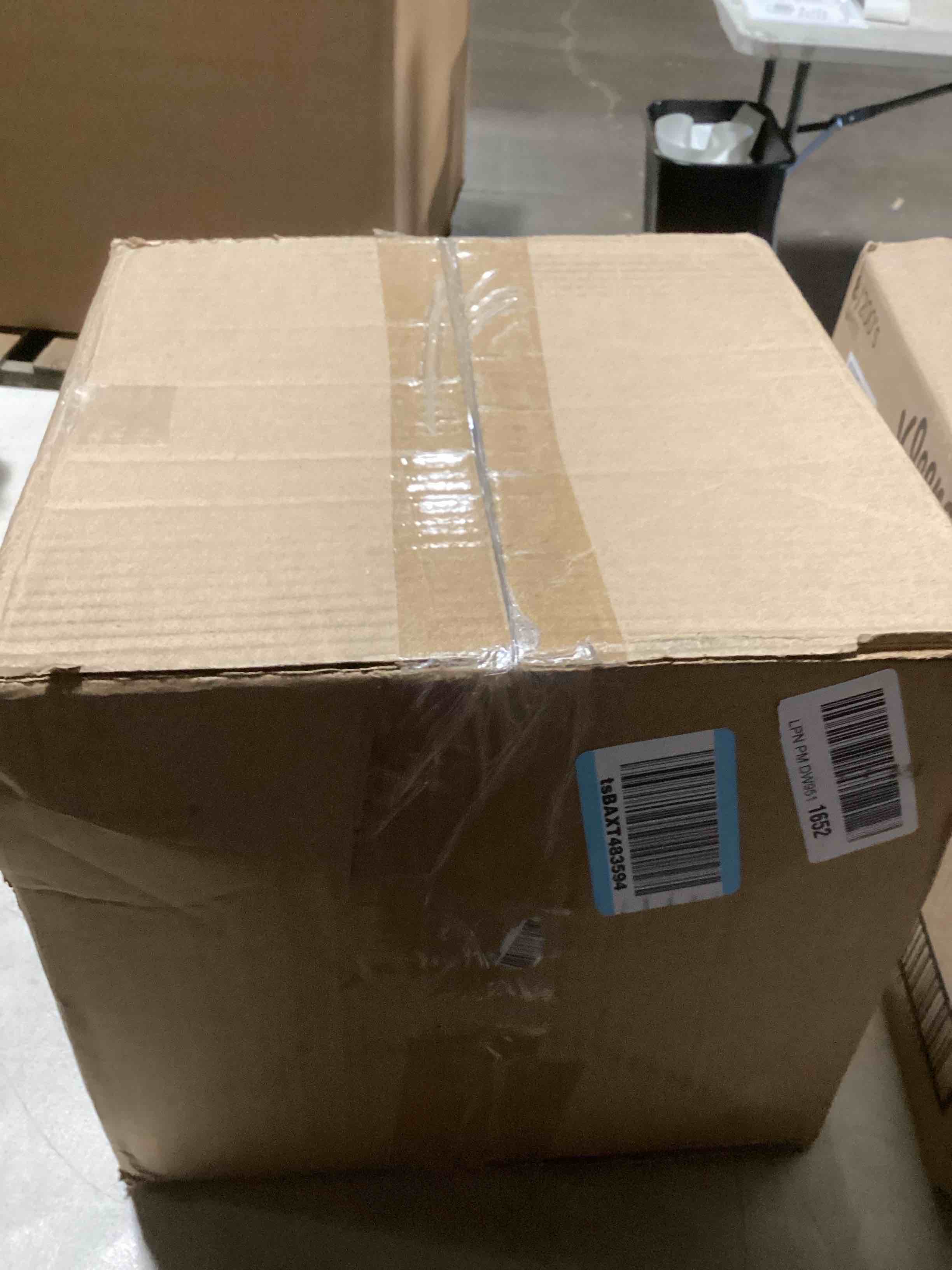 https://s3.amazonaws.com/lotting-images-prod/bidfta/PPE2285137_1747059521338.jpeg