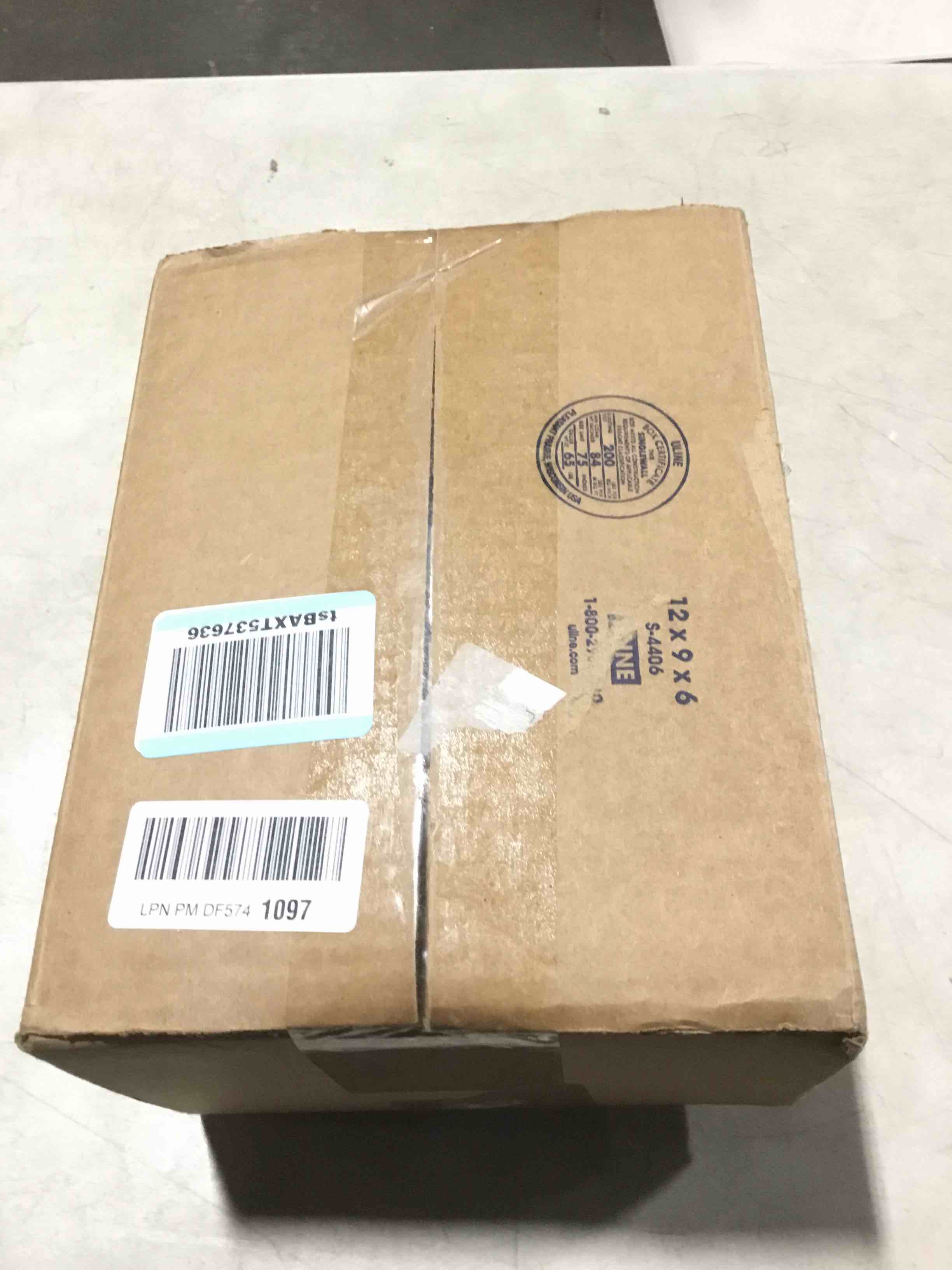 https://s3.amazonaws.com/lotting-images-prod/bidfta/PPE2285245_1747159594970.jpeg