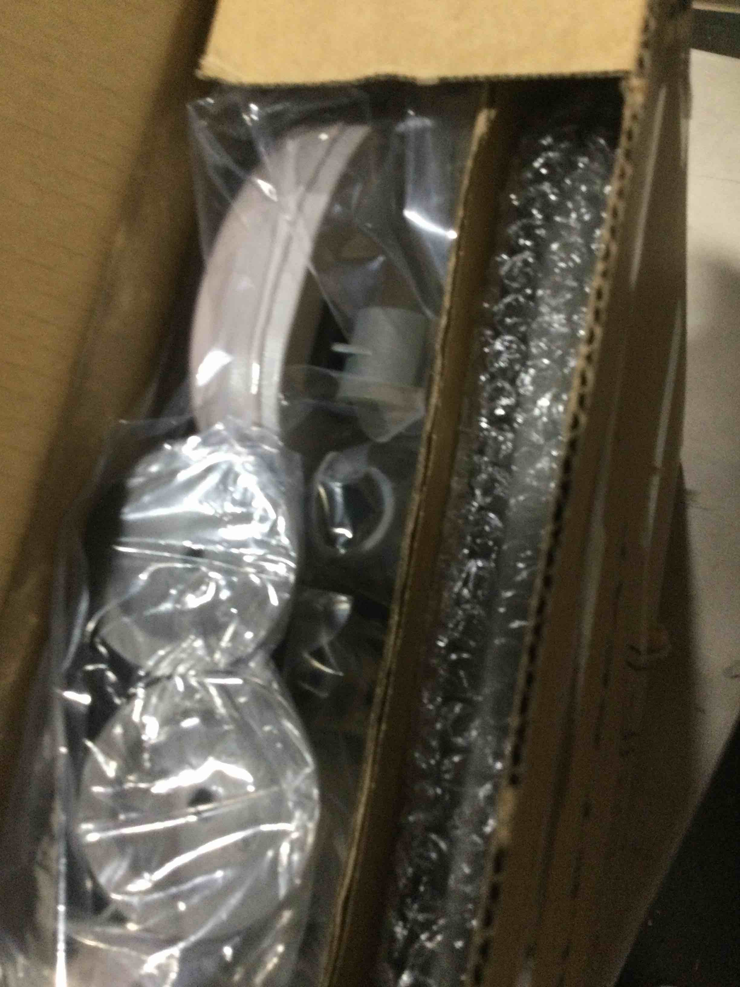 https://s3.amazonaws.com/lotting-images-prod/bidfta/PPE2285512_1747420512731.jpeg