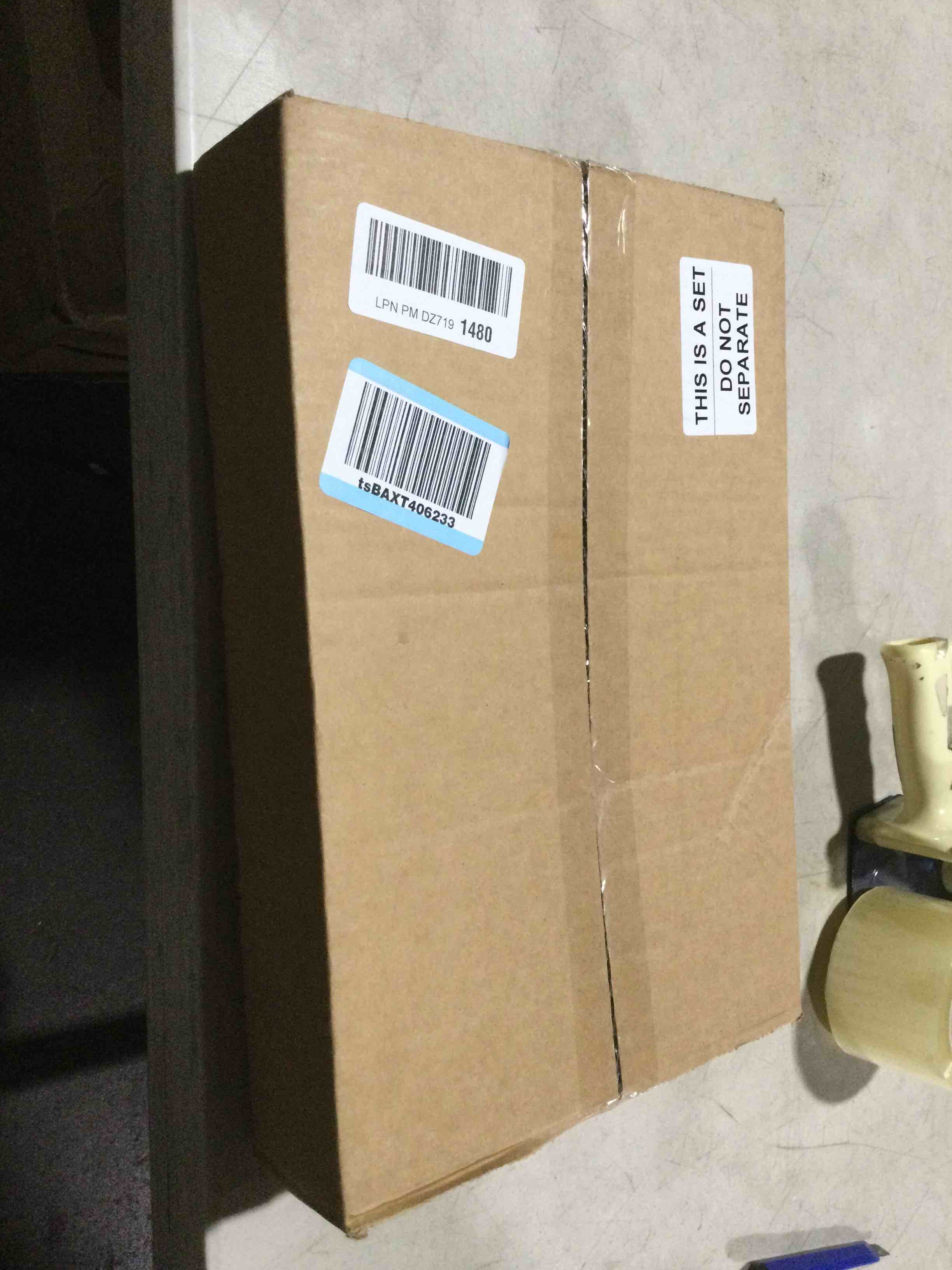https://s3.amazonaws.com/lotting-images-prod/bidfta/PPE2285522_1747422425333.jpeg