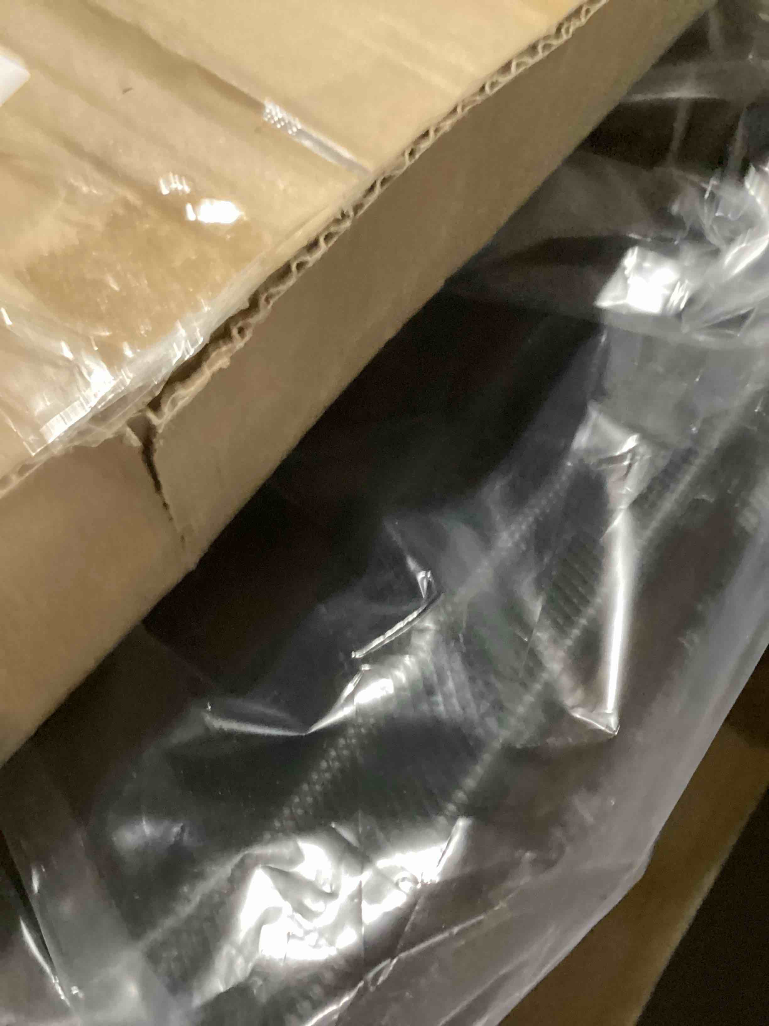 https://s3.amazonaws.com/lotting-images-prod/bidfta/PPE2286362_1748630655357.jpeg