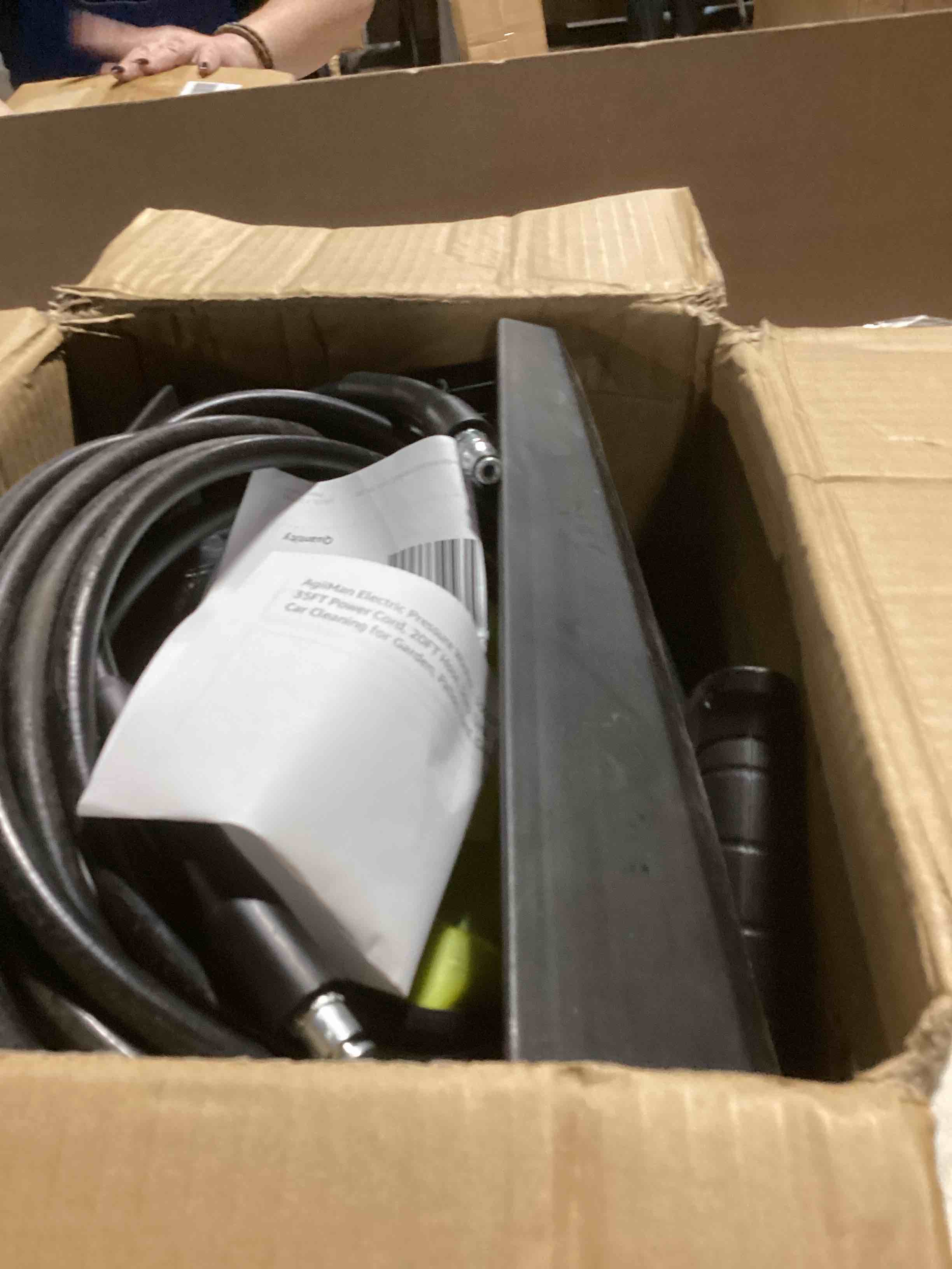 https://s3.amazonaws.com/lotting-images-prod/bidfta/PPE2286587_1748959894135.jpeg