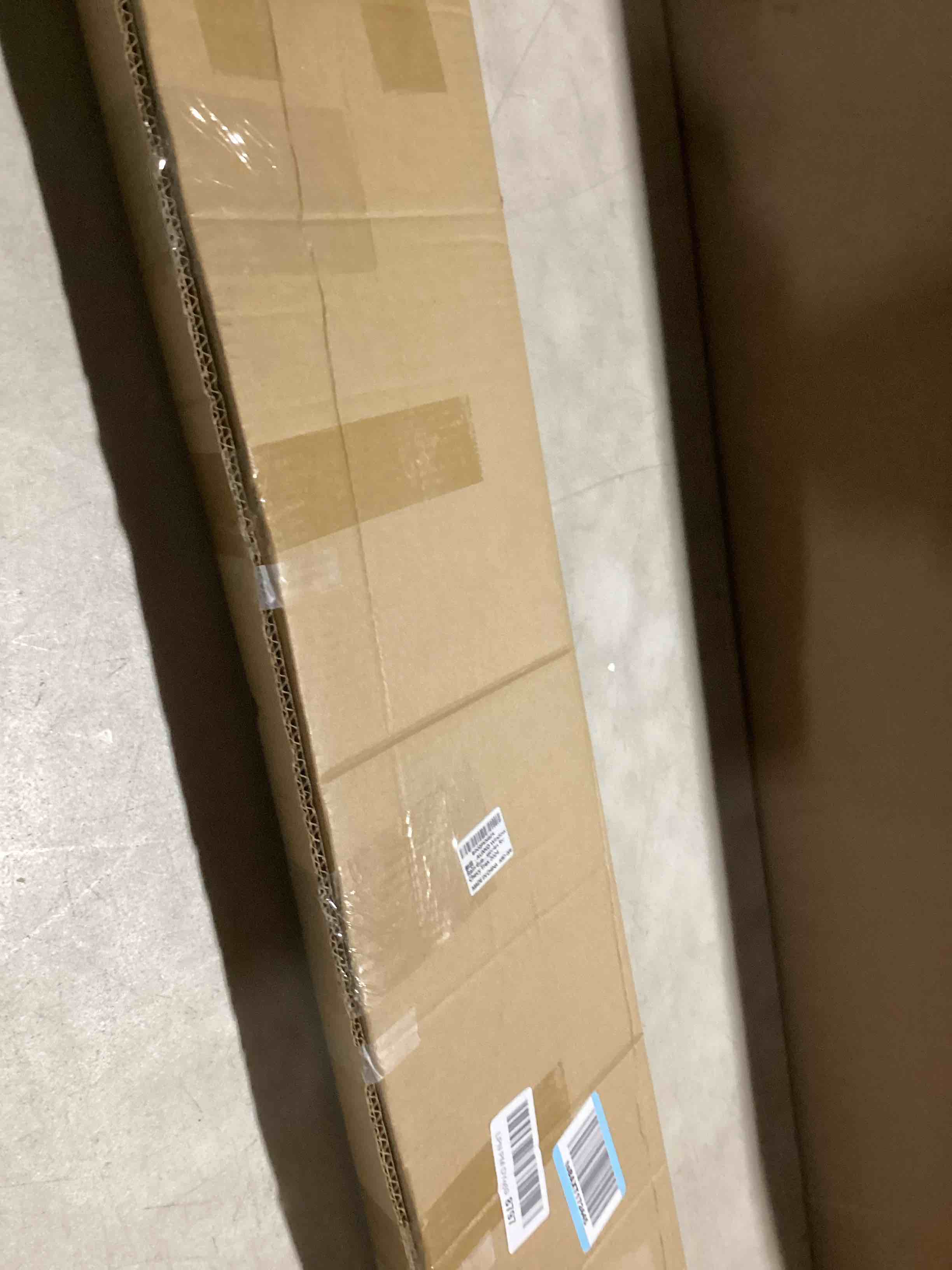https://s3.amazonaws.com/lotting-images-prod/bidfta/PPE2286760_1749124221987.jpeg