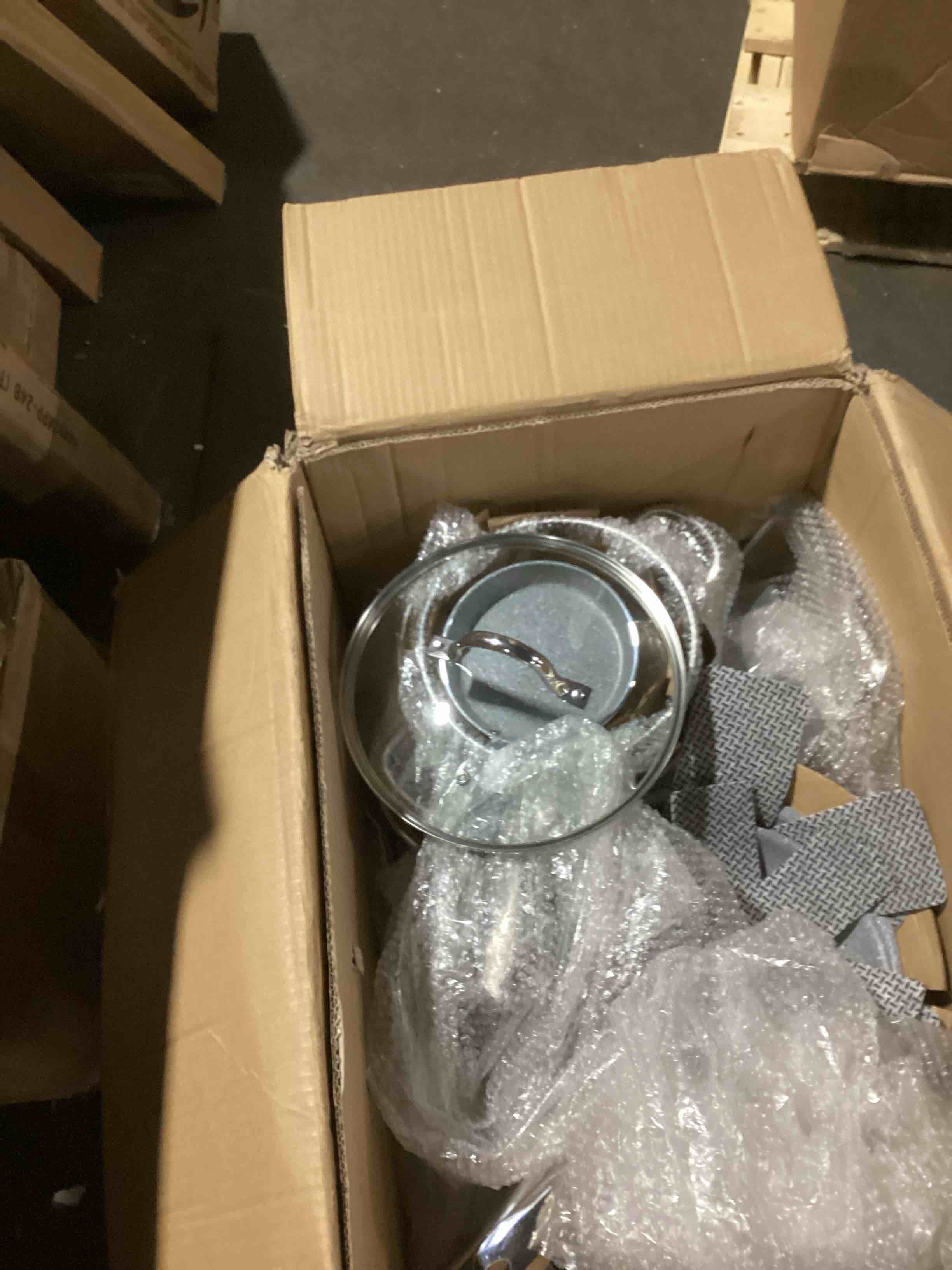 https://s3.amazonaws.com/lotting-images-prod/bidfta/PPE2286789_1749131142868.jpeg