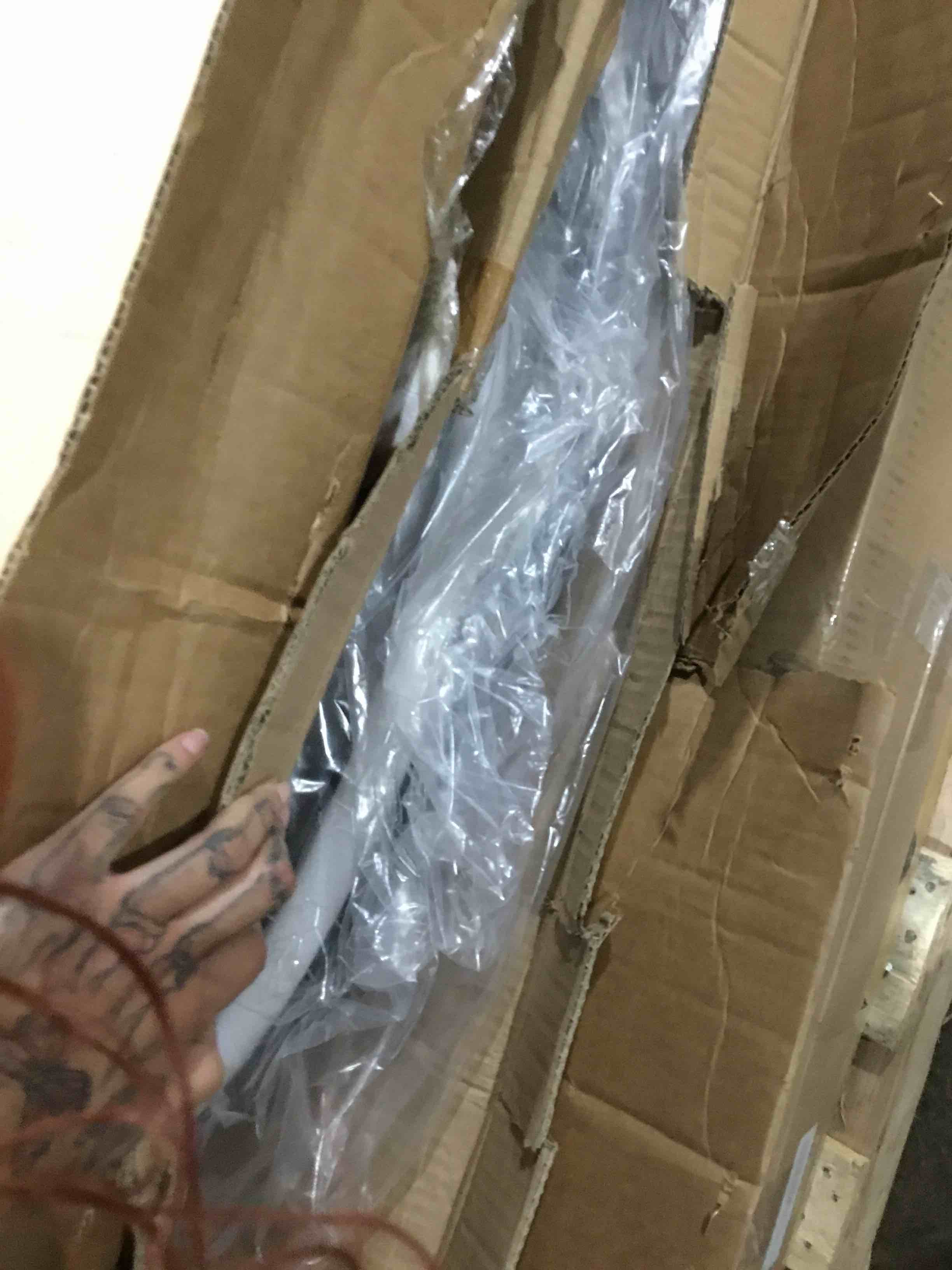 https://s3.amazonaws.com/lotting-images-prod/bidfta/PPE2287292_1743160738749.jpeg