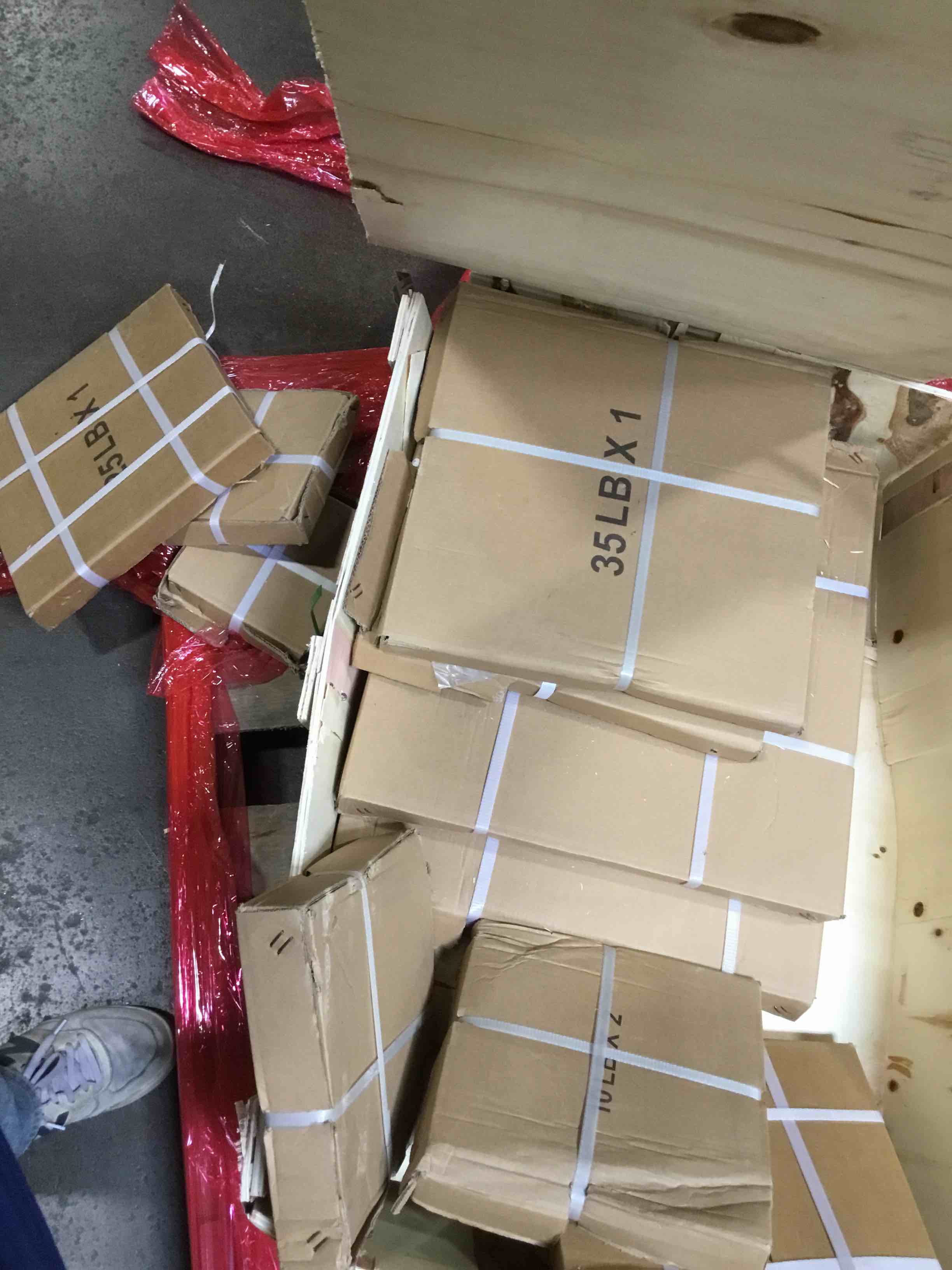 https://s3.amazonaws.com/lotting-images-prod/bidfta/PPE2287595_1744044377452.jpeg