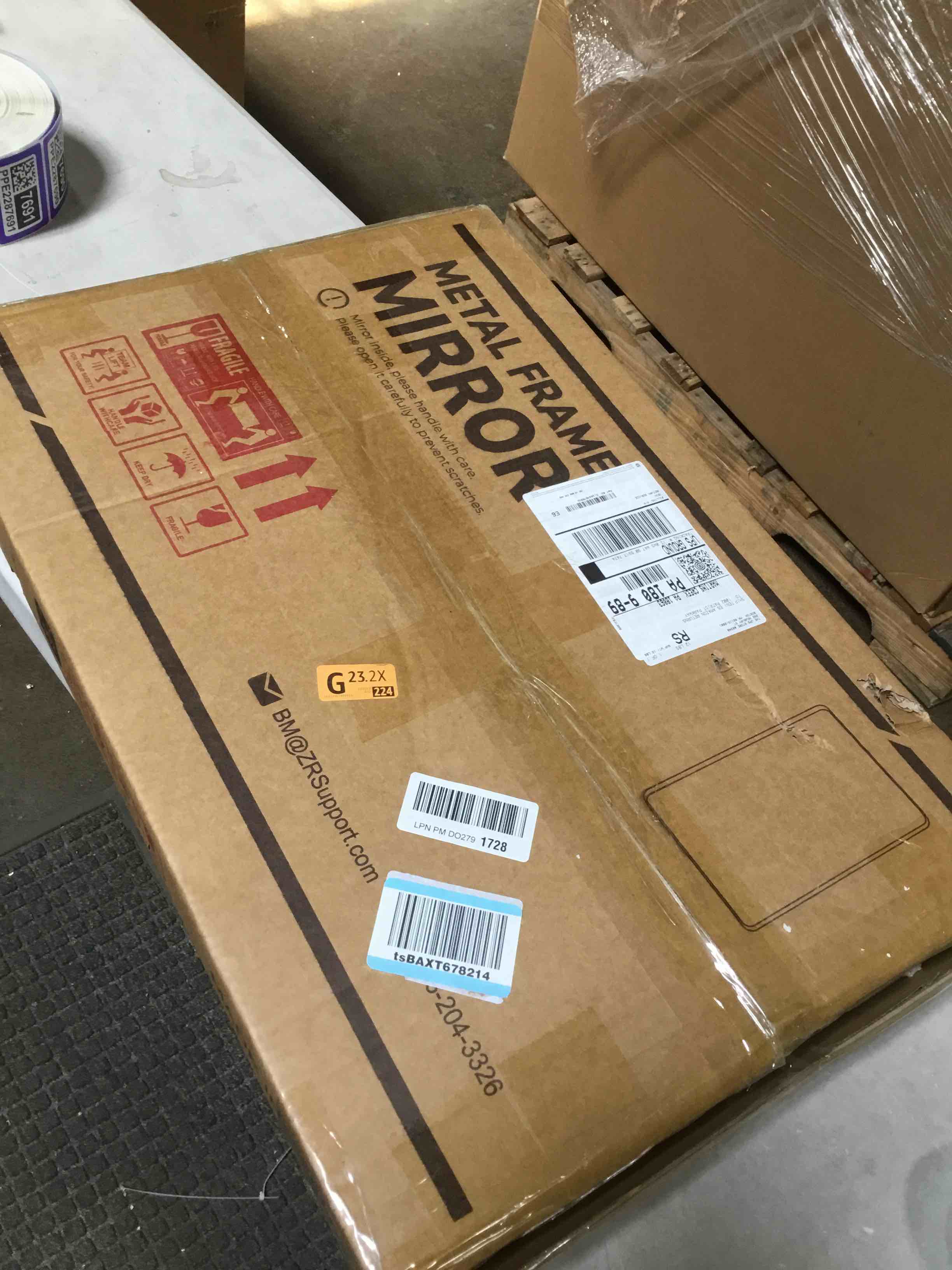 https://s3.amazonaws.com/lotting-images-prod/bidfta/PPE2287685_1744130356113.jpeg