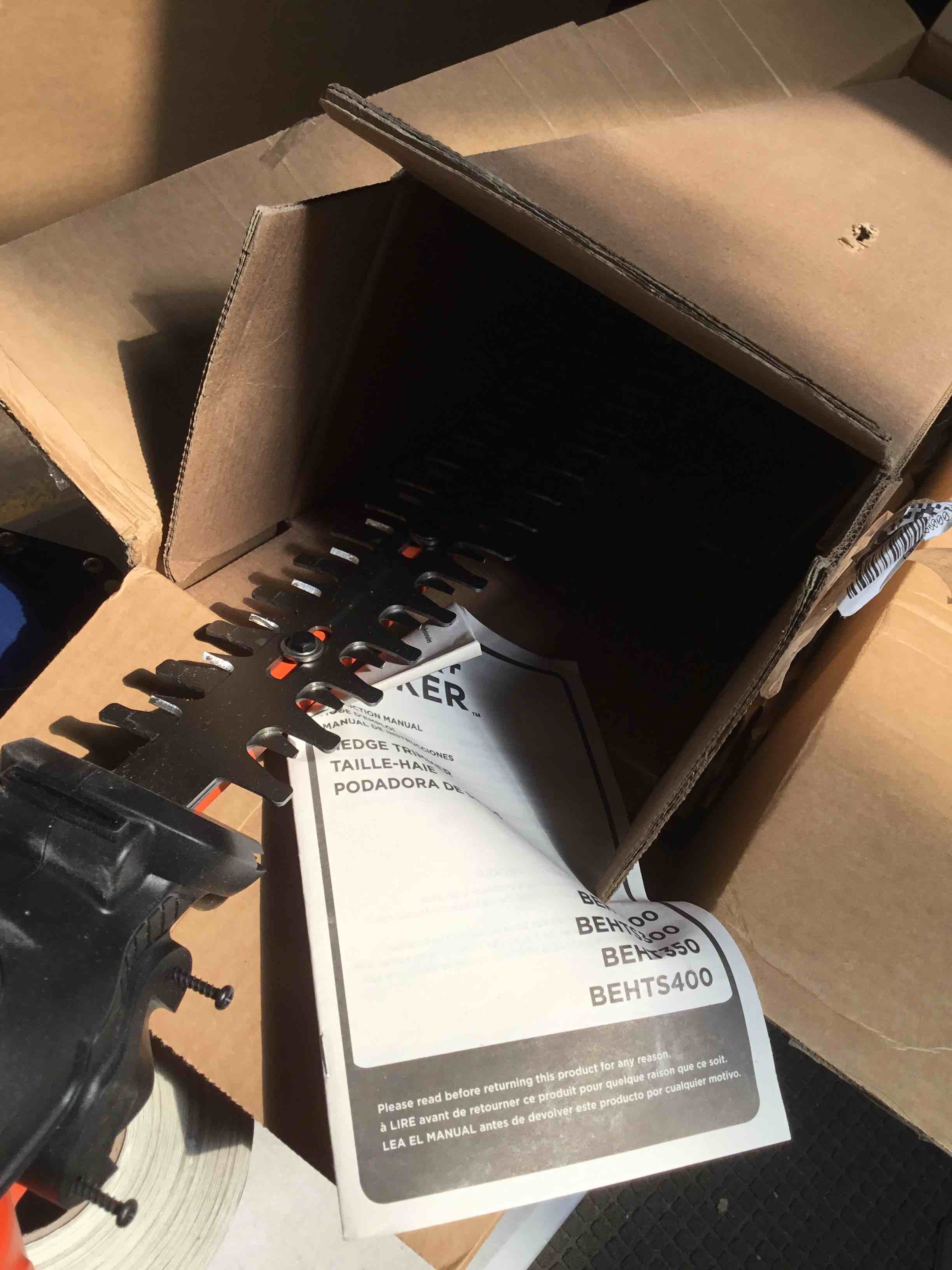 https://s3.amazonaws.com/lotting-images-prod/bidfta/PPE2287710_1744134373051.jpeg