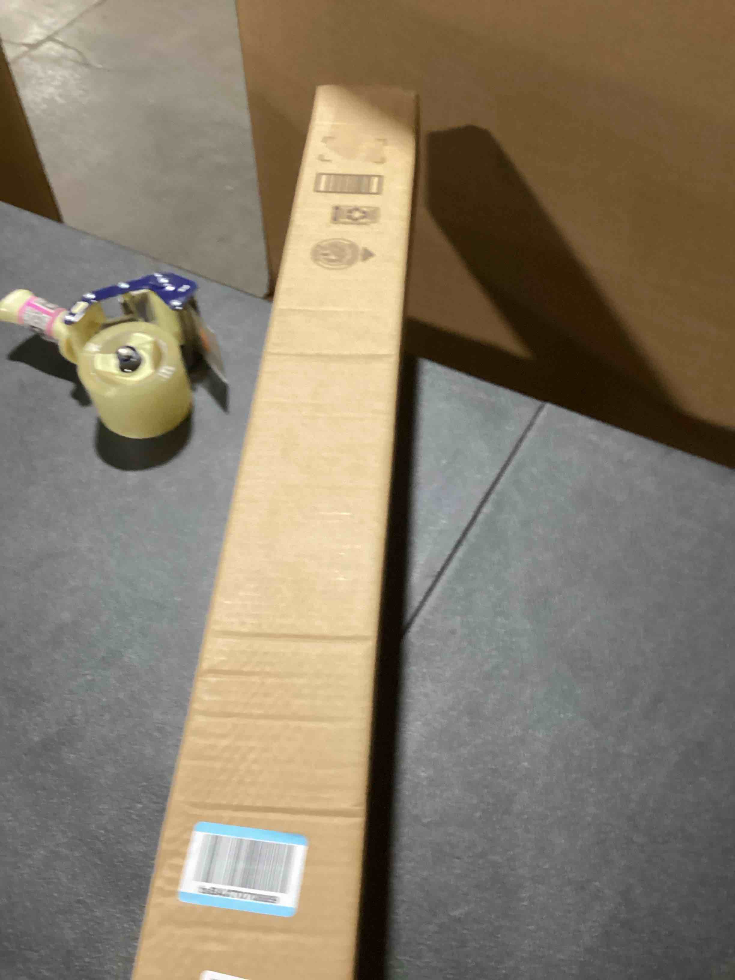 https://s3.amazonaws.com/lotting-images-prod/bidfta/PPE2288313_1744892082810.jpeg