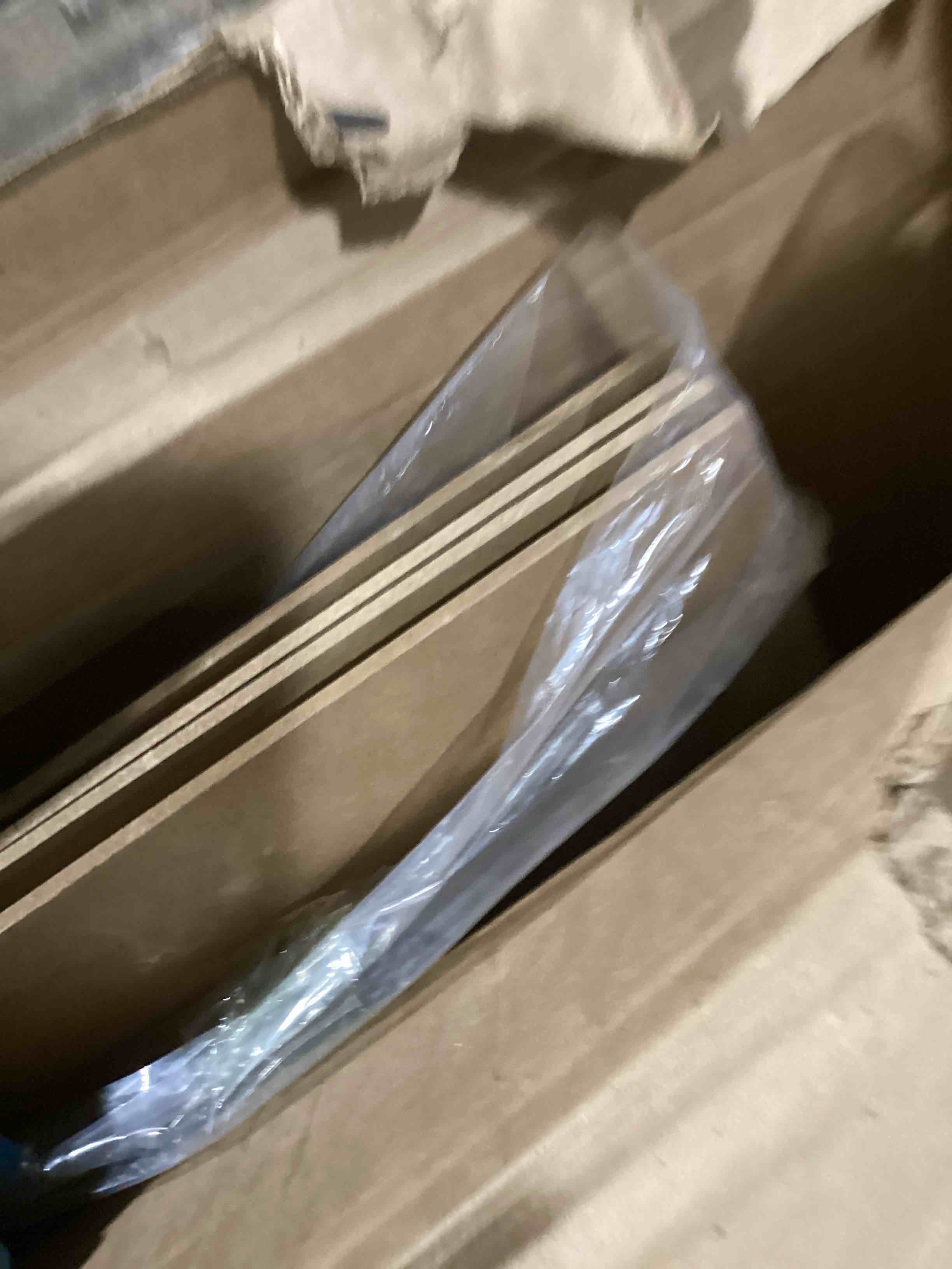 https://s3.amazonaws.com/lotting-images-prod/bidfta/PPE2288444_1745234777241.jpeg