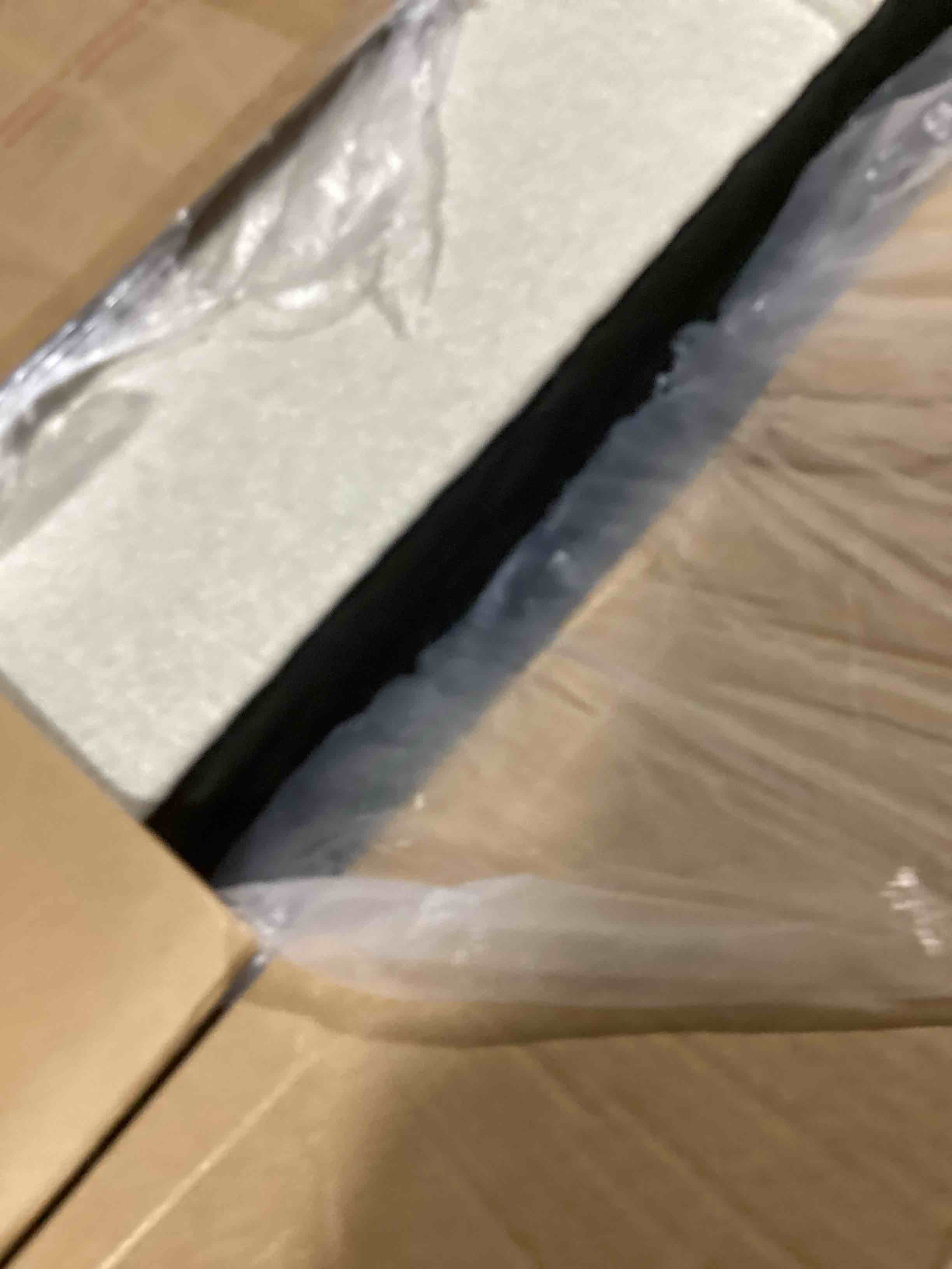 https://s3.amazonaws.com/lotting-images-prod/bidfta/PPE2288475_1745250374767.jpeg