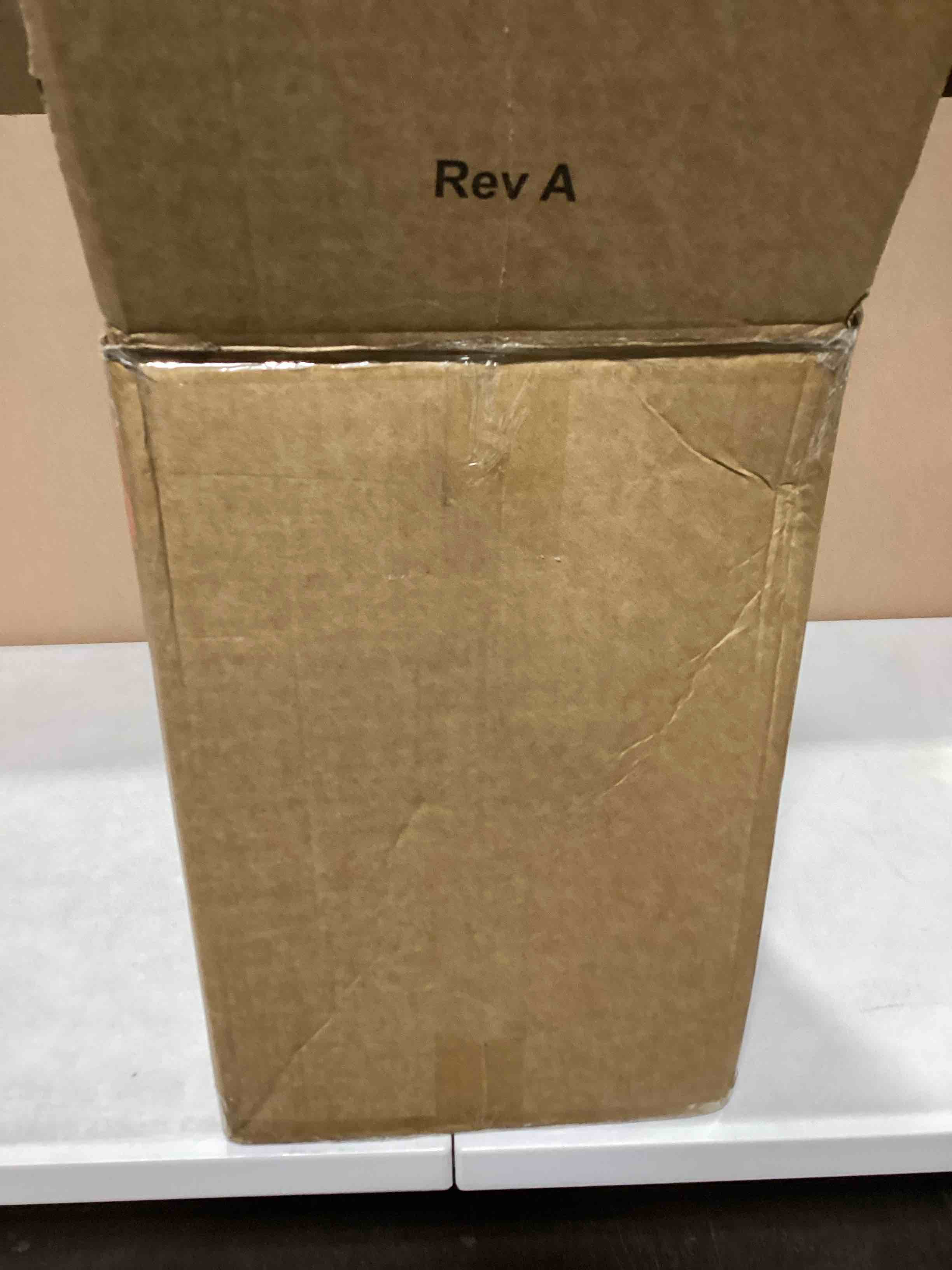 https://s3.amazonaws.com/lotting-images-prod/bidfta/PPE2289143_1748536536023.jpeg
