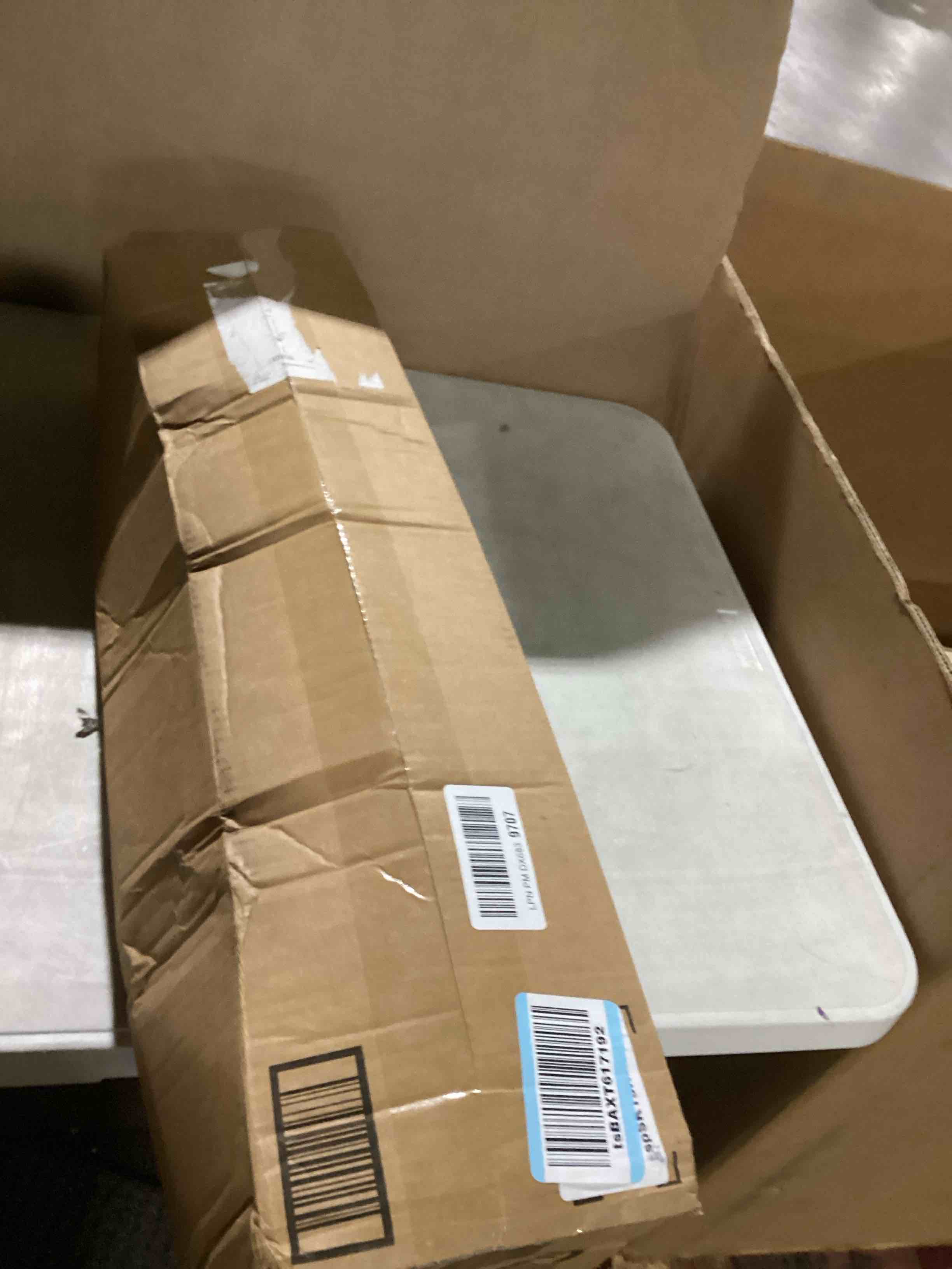 https://s3.amazonaws.com/lotting-images-prod/bidfta/PPE2289369_1752579019855.jpeg