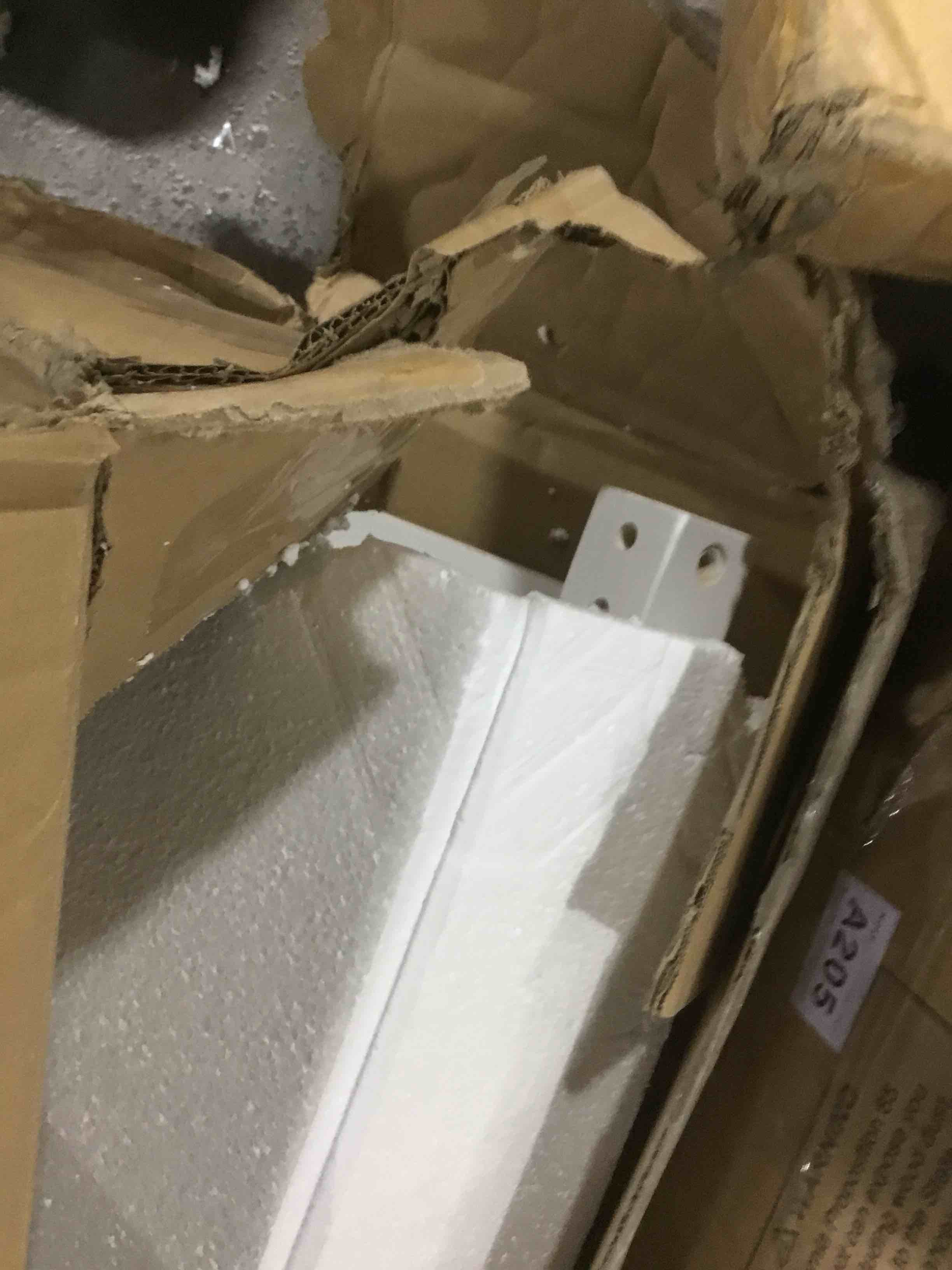 https://s3.amazonaws.com/lotting-images-prod/bidfta/PPE2290287_1743601705505.jpeg