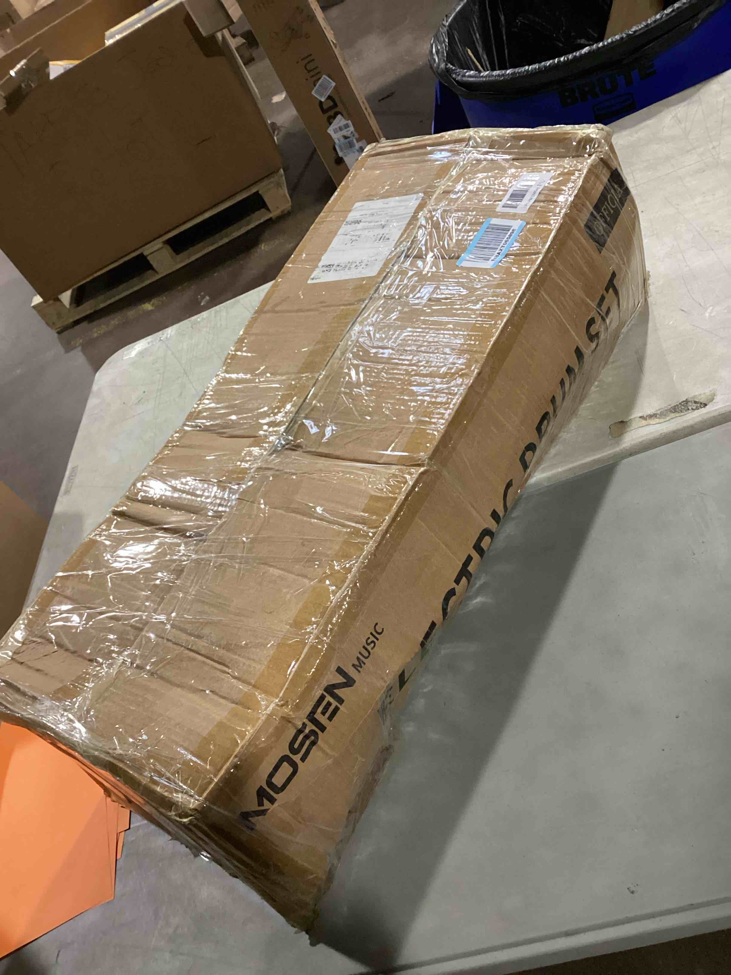 https://s3.amazonaws.com/lotting-images-prod/bidfta/PPE2290550_1744025457203.jpeg
