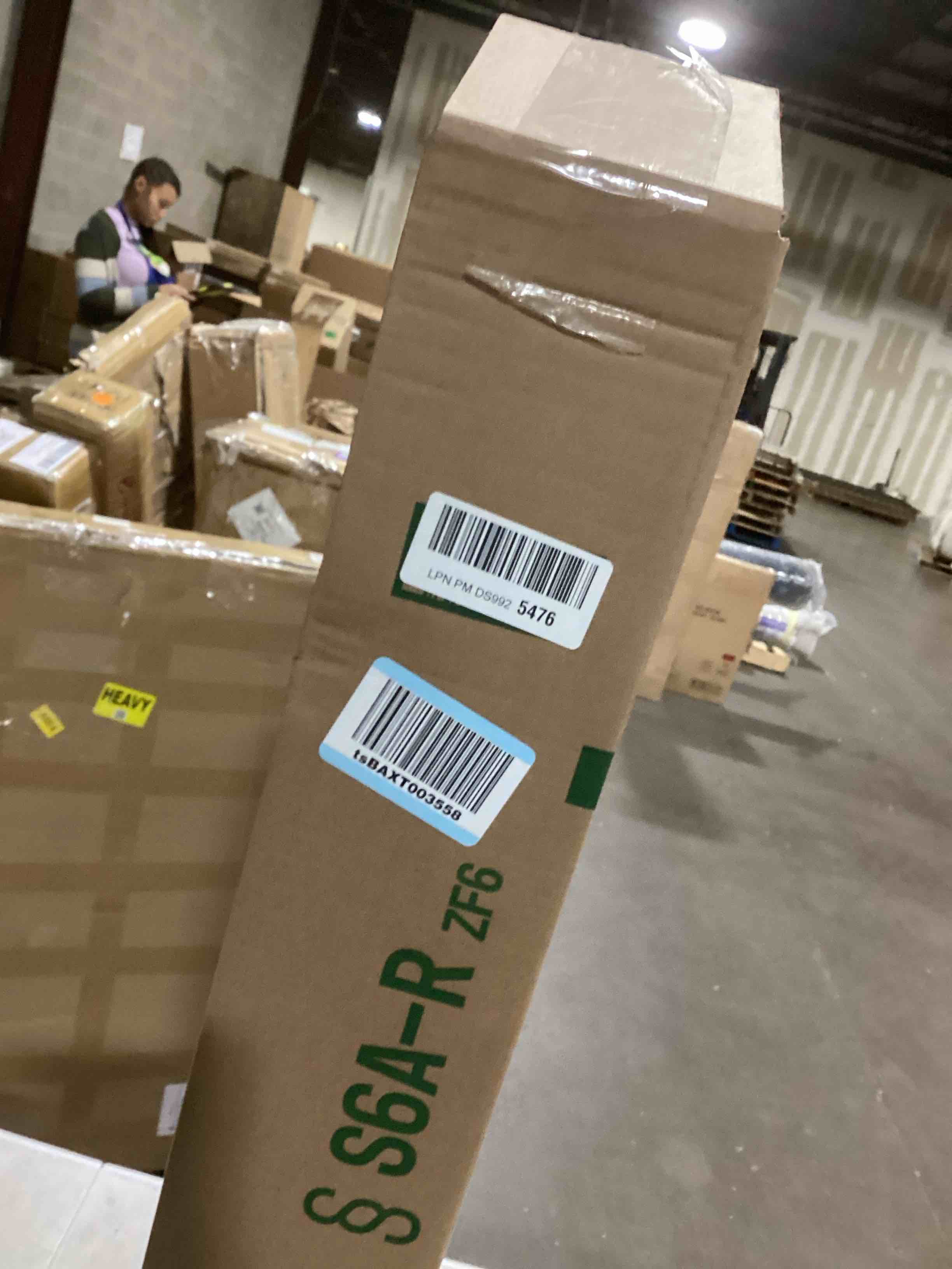 https://s3.amazonaws.com/lotting-images-prod/bidfta/PPE2290913_1744830667201.jpeg