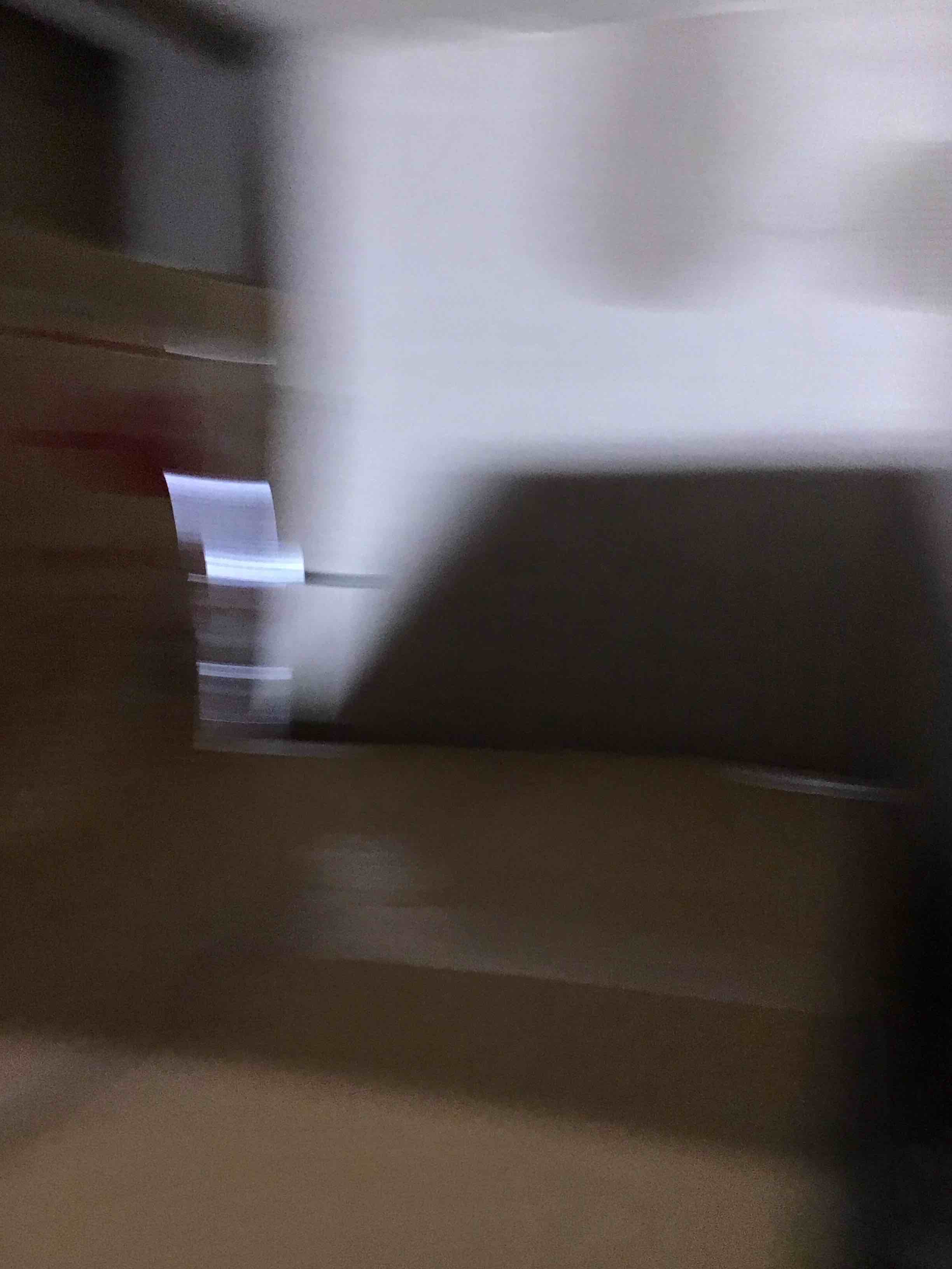 https://s3.amazonaws.com/lotting-images-prod/bidfta/PPE2291172_1745251574289.jpeg