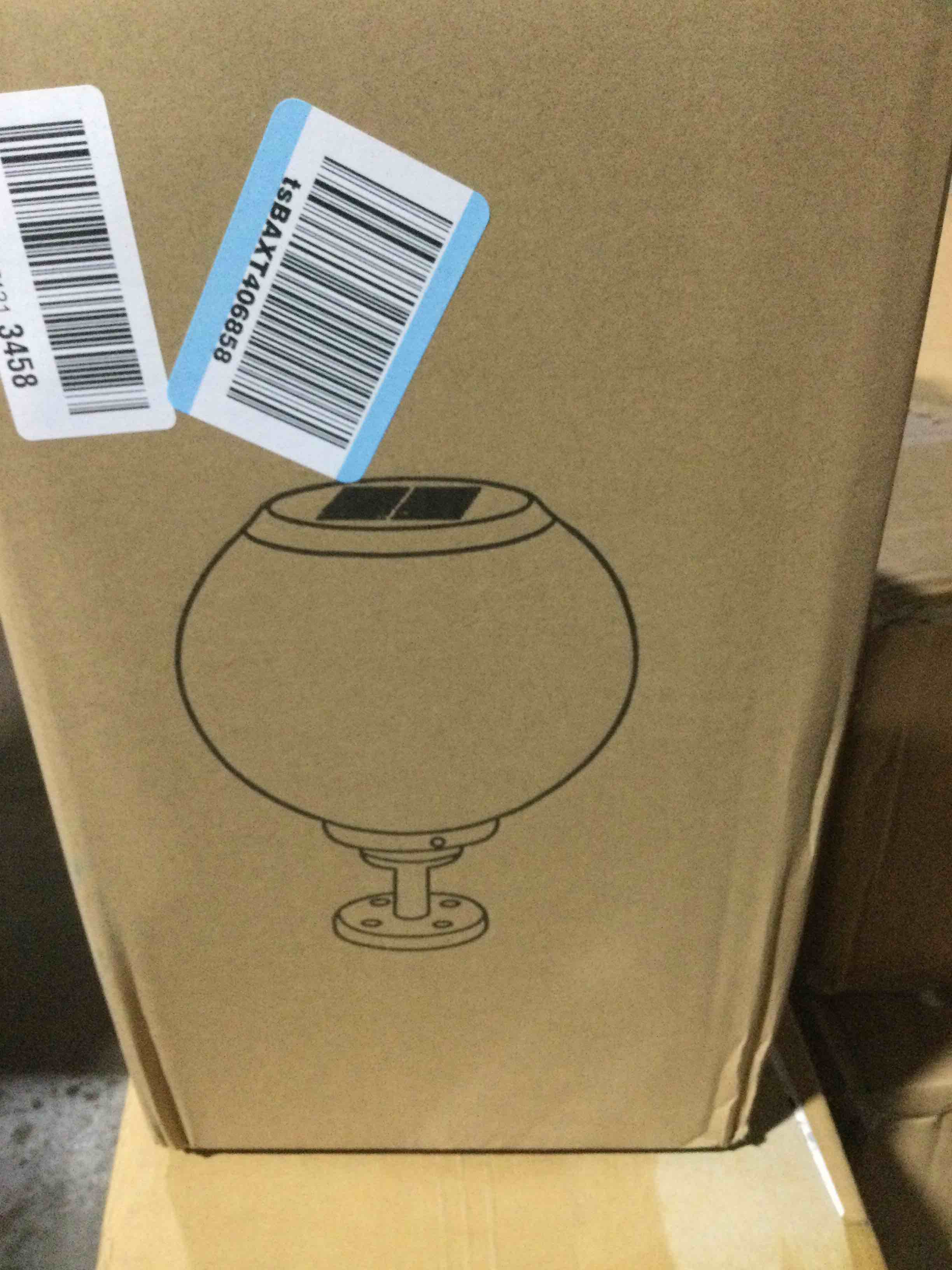 https://s3.amazonaws.com/lotting-images-prod/bidfta/PPE2291354_1745410535062.jpeg