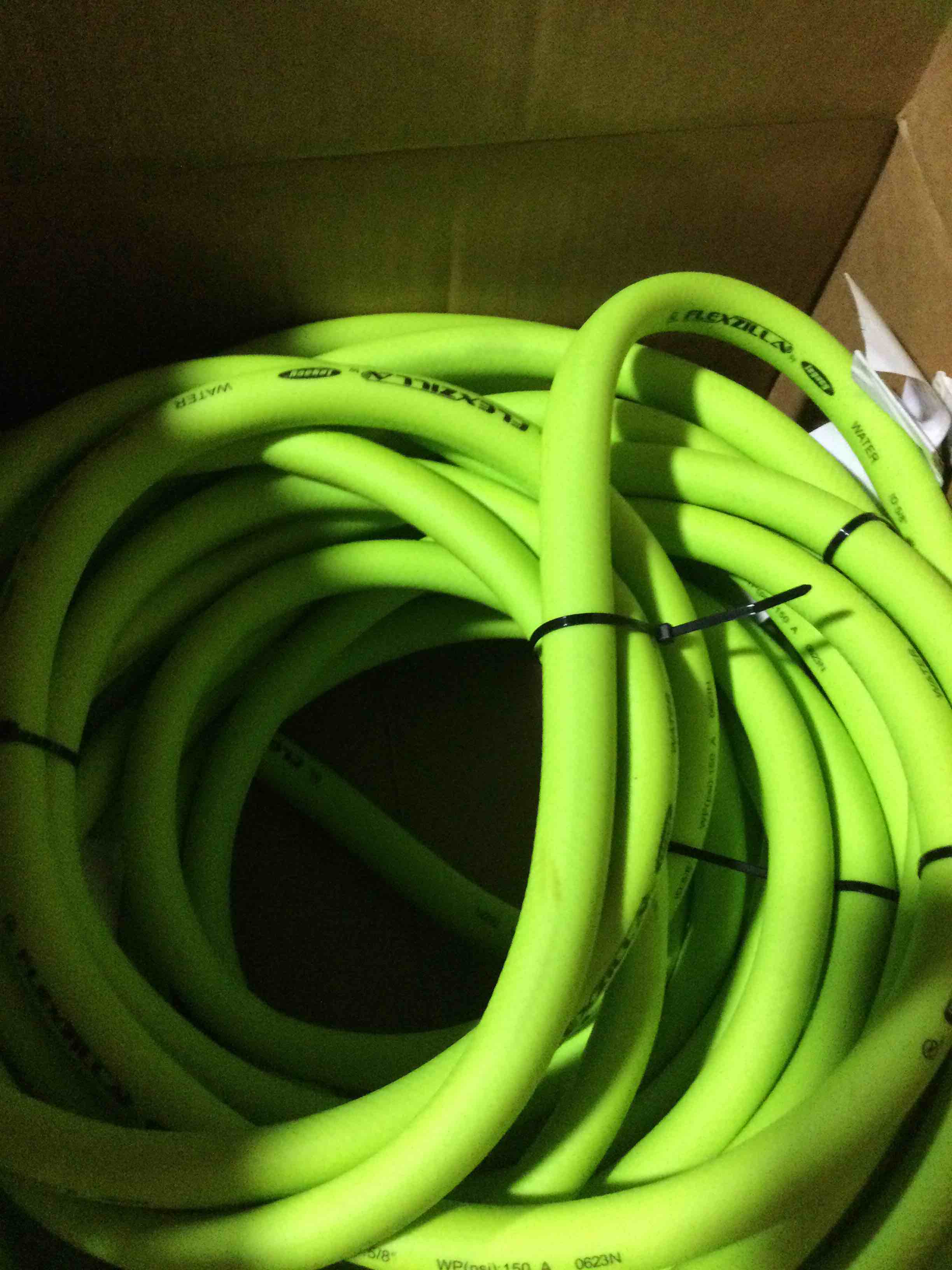 https://s3.amazonaws.com/lotting-images-prod/bidfta/PPE2291371_1745407728020.jpeg