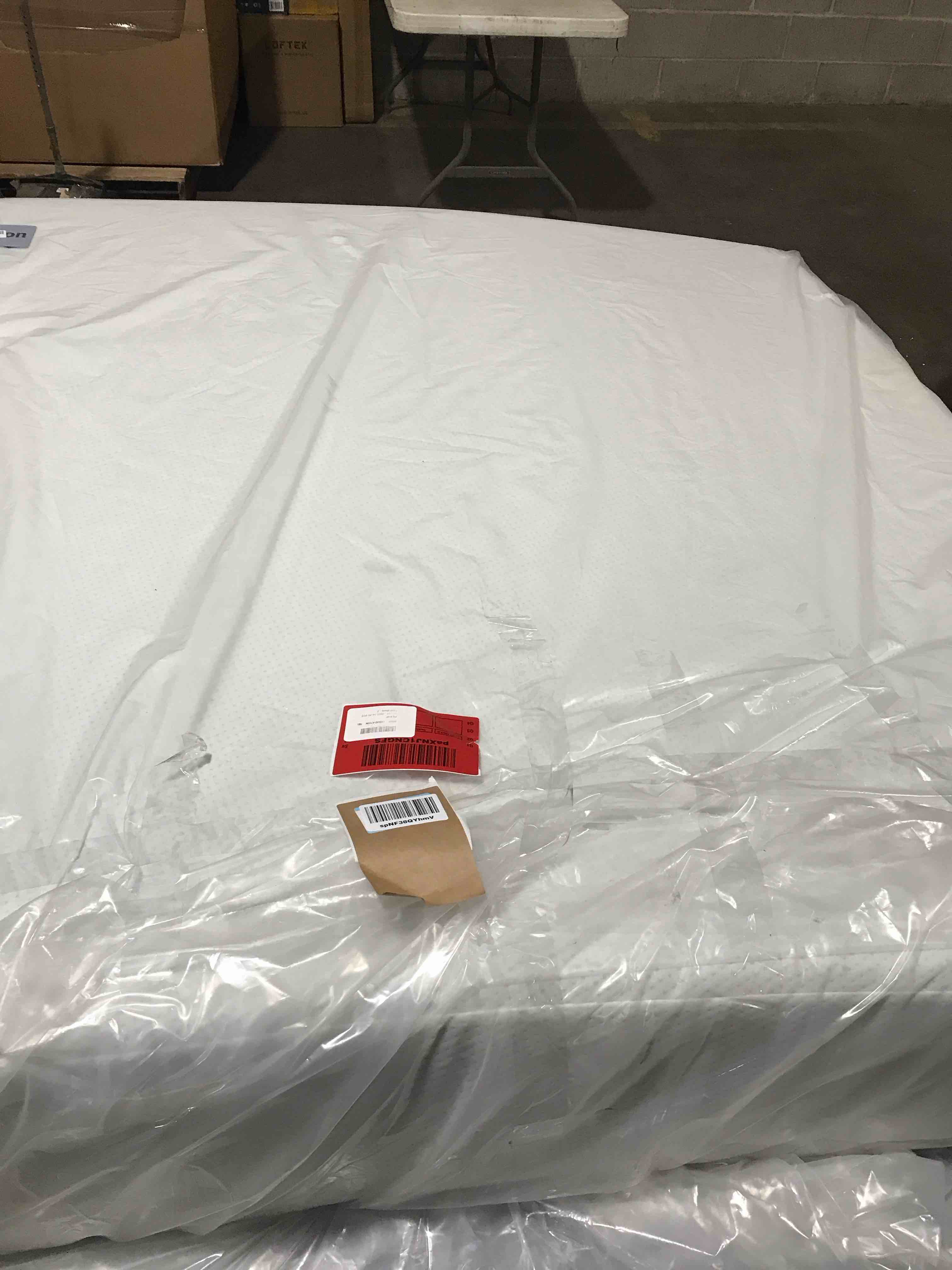 https://s3.amazonaws.com/lotting-images-prod/bidfta/PPE2291397_1745499151672.jpeg