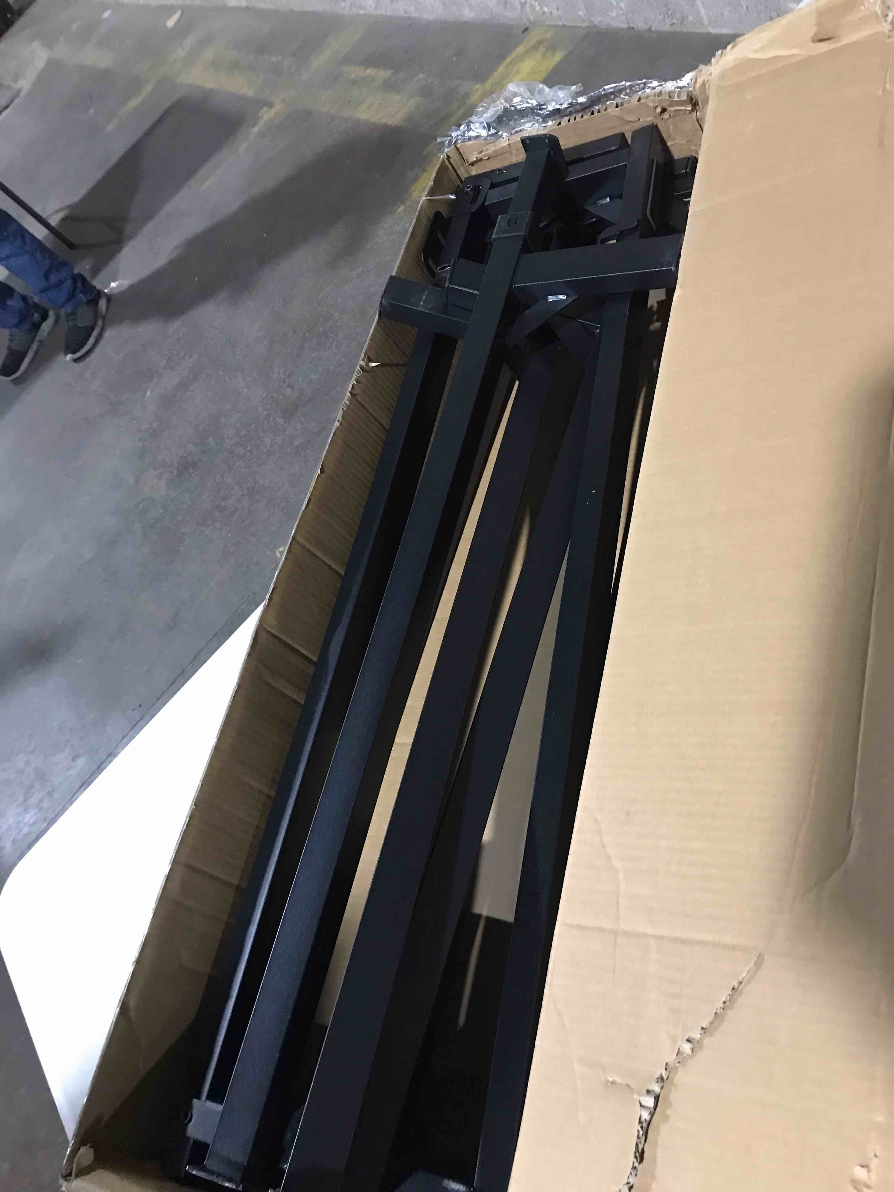 https://s3.amazonaws.com/lotting-images-prod/bidfta/PPE2291438_1745839165543.jpeg