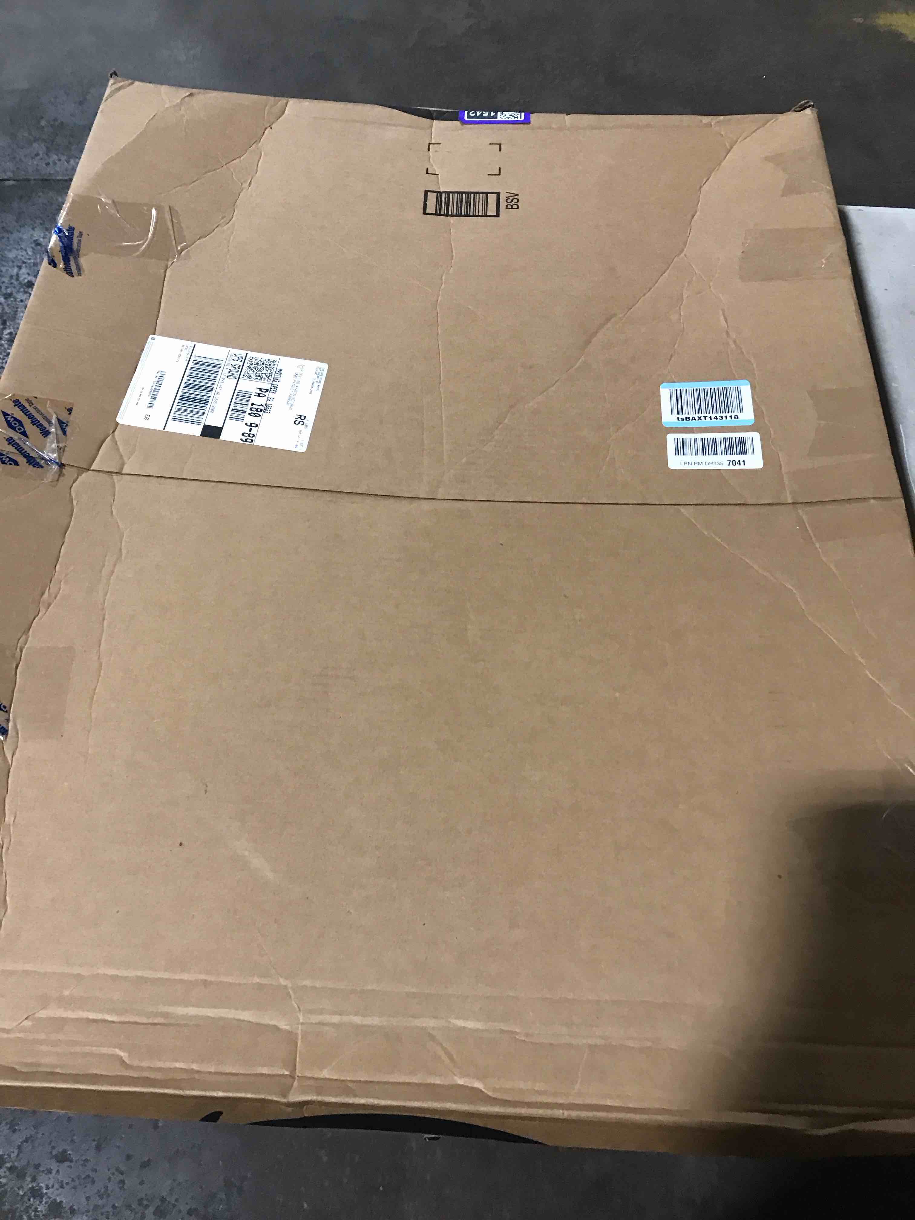 https://s3.amazonaws.com/lotting-images-prod/bidfta/PPE2291542_1745587589253.jpeg