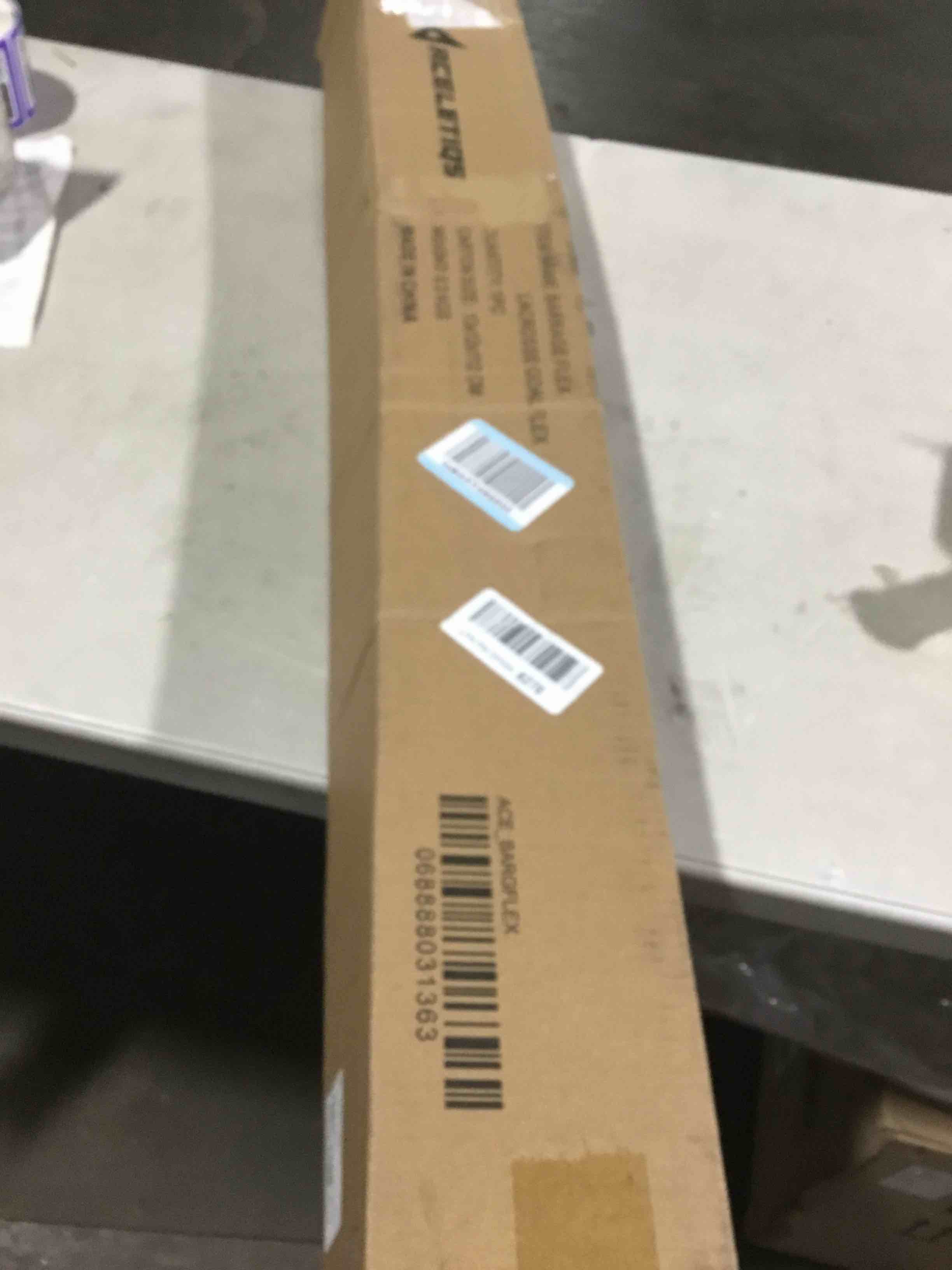 https://s3.amazonaws.com/lotting-images-prod/bidfta/PPE2291760_1746189336588.jpeg