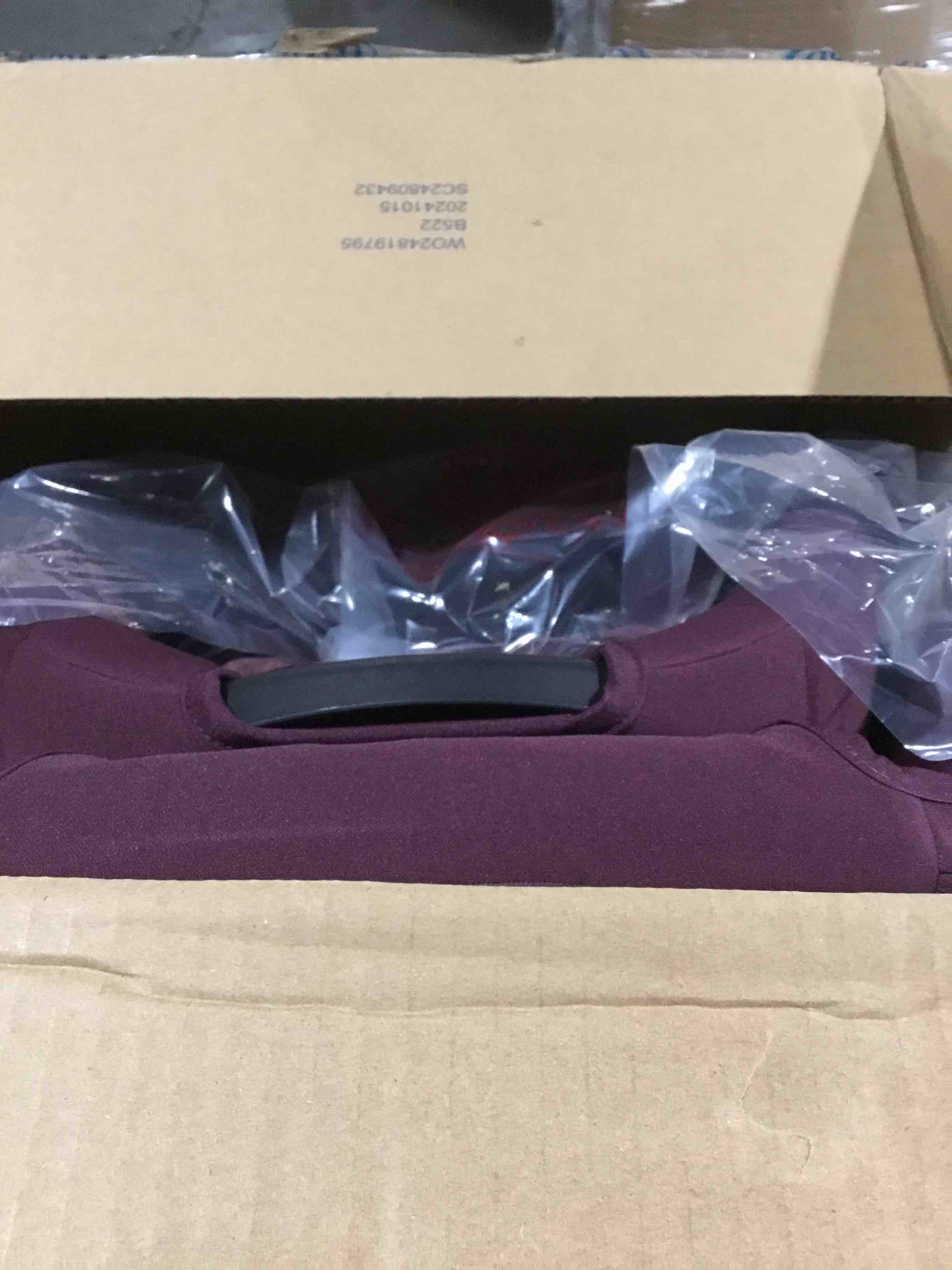 https://s3.amazonaws.com/lotting-images-prod/bidfta/PPE2291842_1746199404803.jpeg