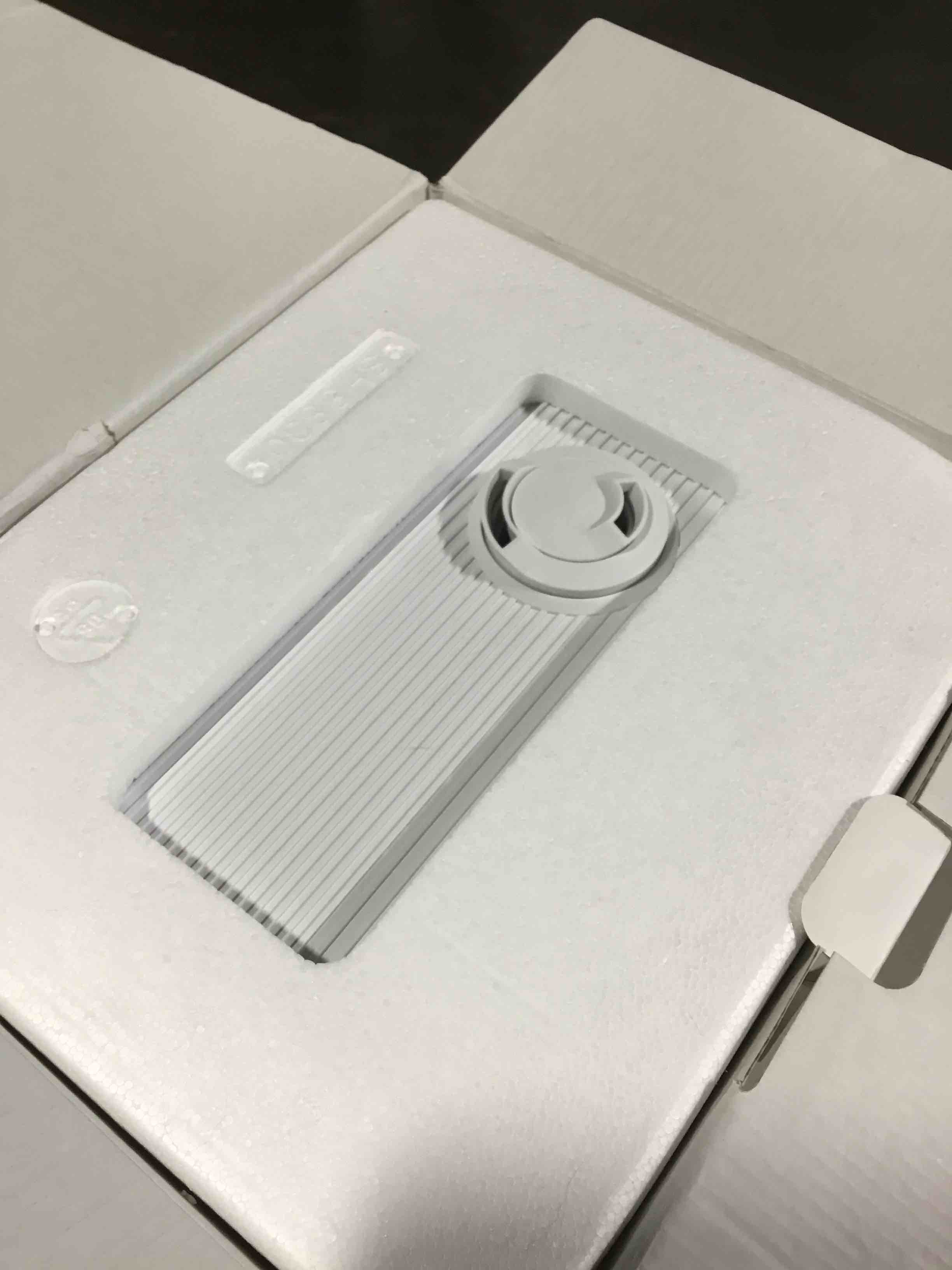 https://s3.amazonaws.com/lotting-images-prod/bidfta/PPE2292034_1746460192214.jpeg