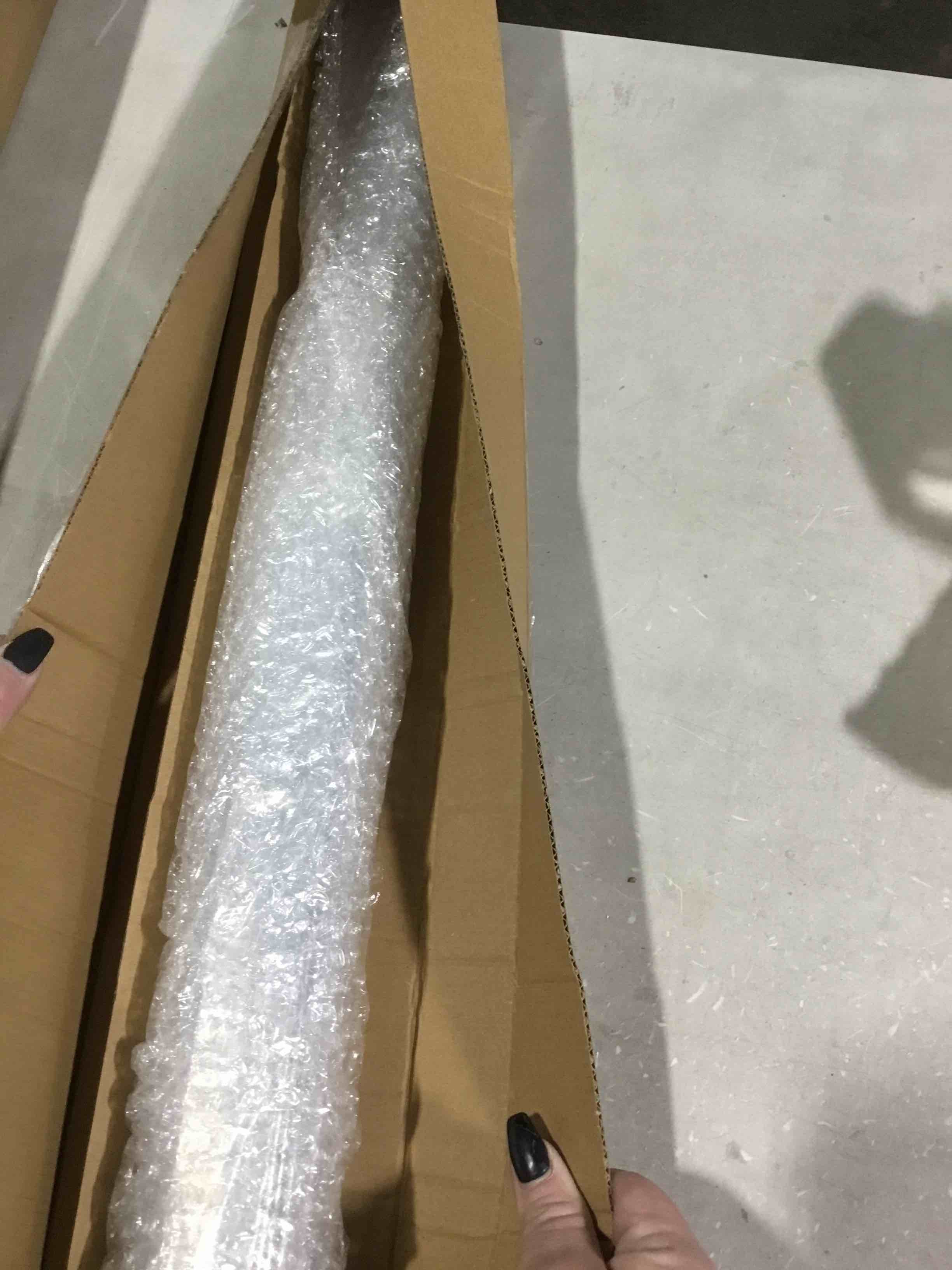 https://s3.amazonaws.com/lotting-images-prod/bidfta/PPE2292083_1746466004078.jpeg