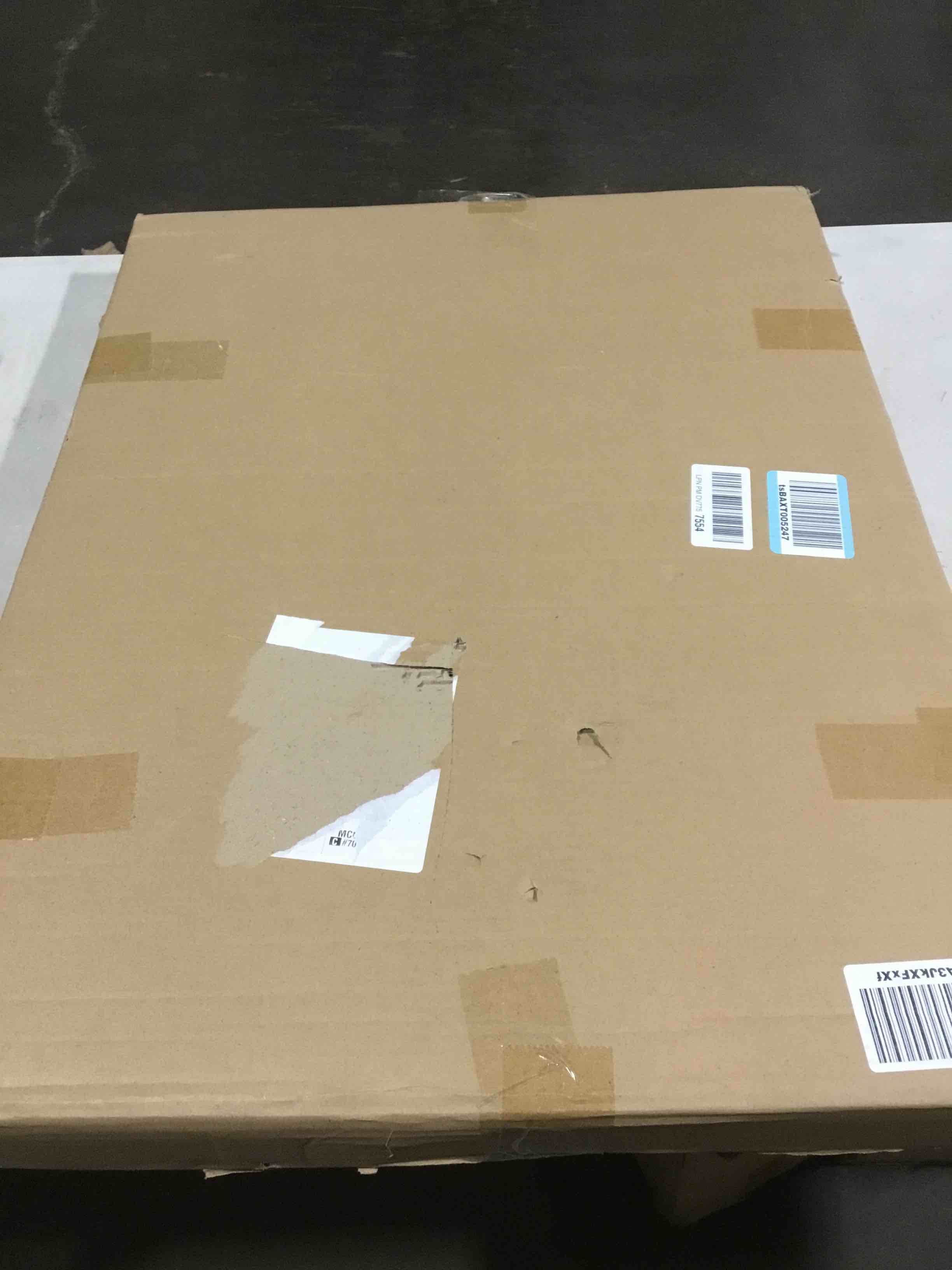 https://s3.amazonaws.com/lotting-images-prod/bidfta/PPE2292242_1746554954629.jpeg