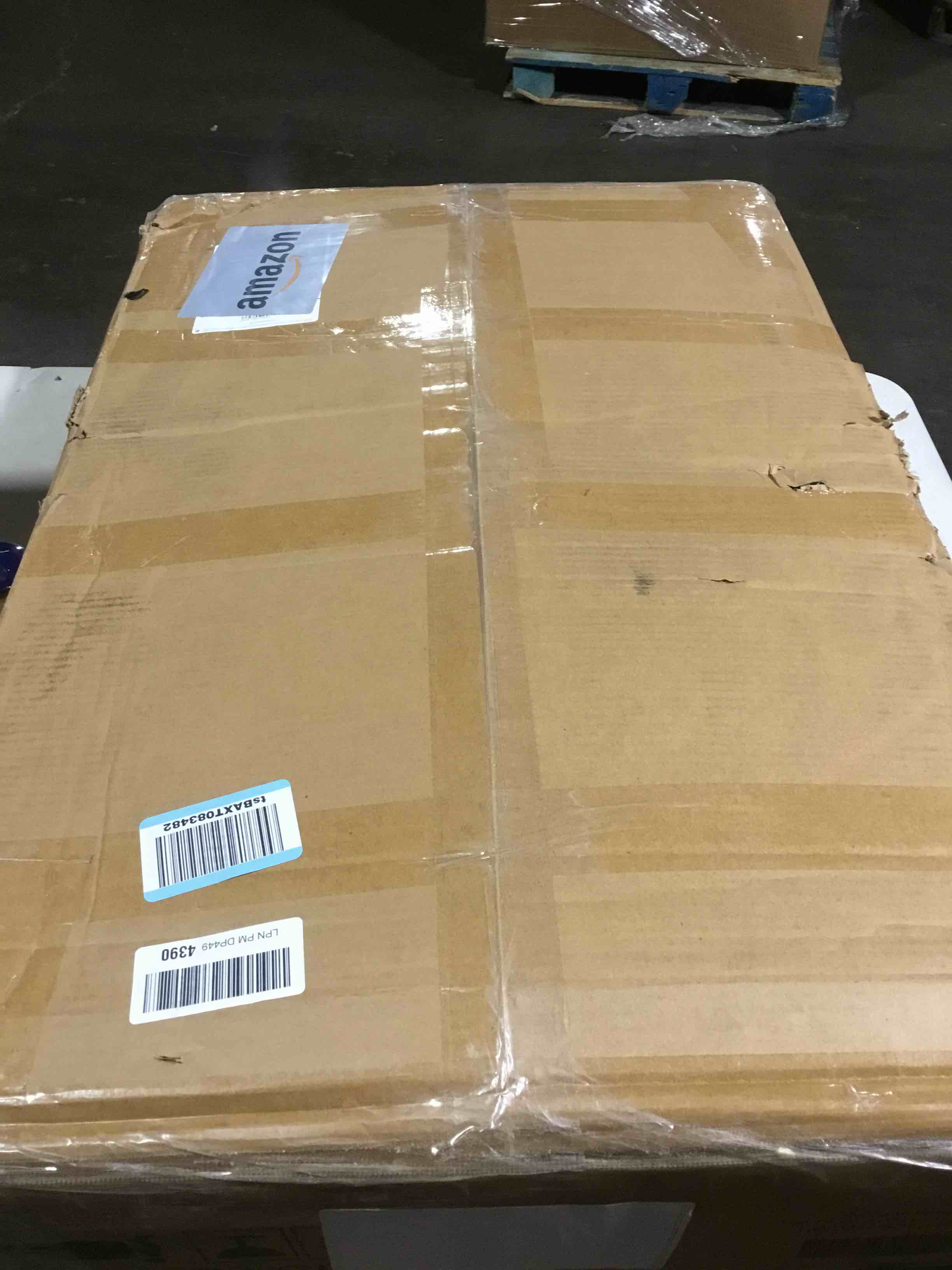 https://s3.amazonaws.com/lotting-images-prod/bidfta/PPE2292270_1746615388214.jpeg