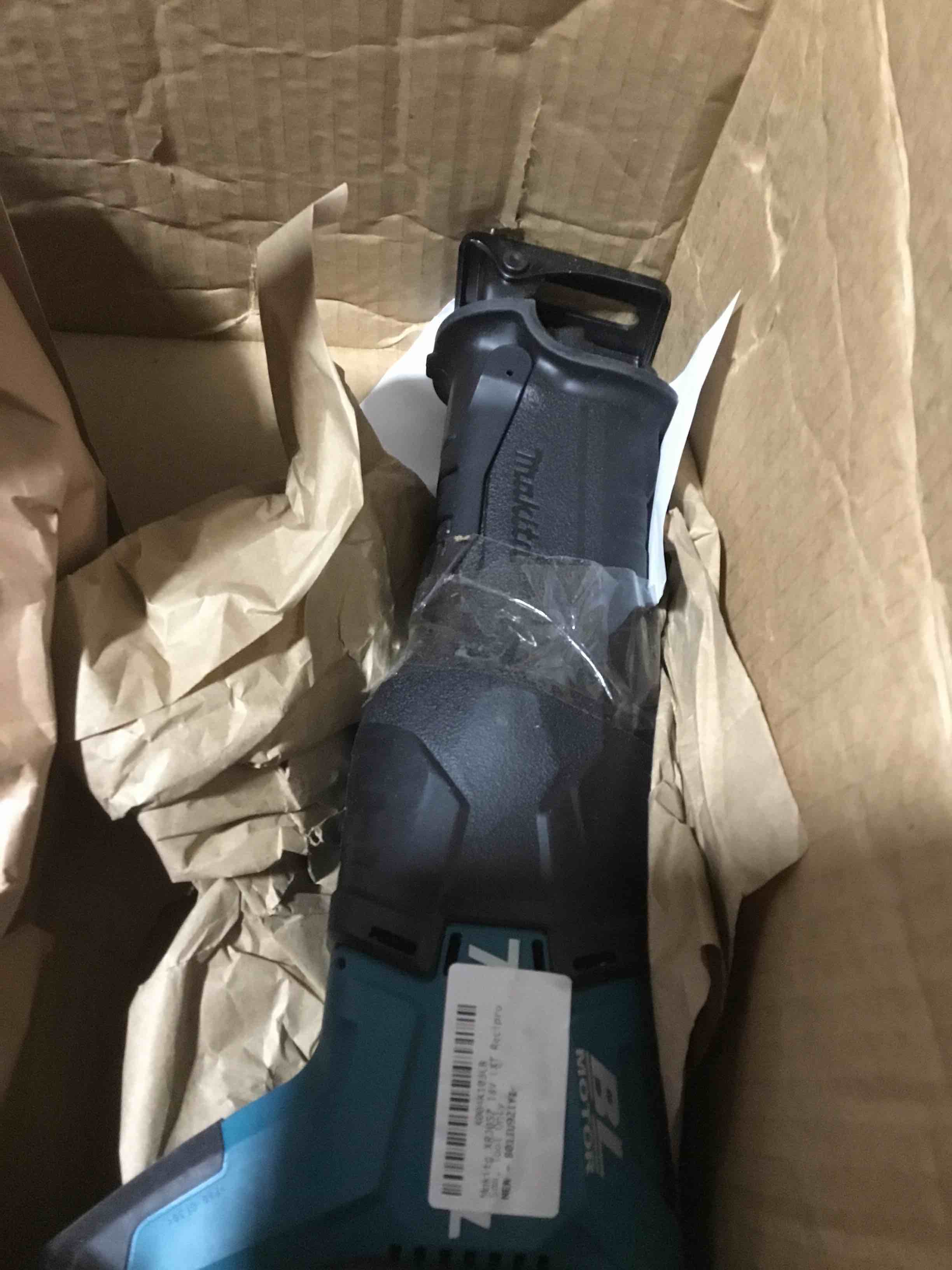 https://s3.amazonaws.com/lotting-images-prod/bidfta/PPE2292364_1746629517444.jpeg